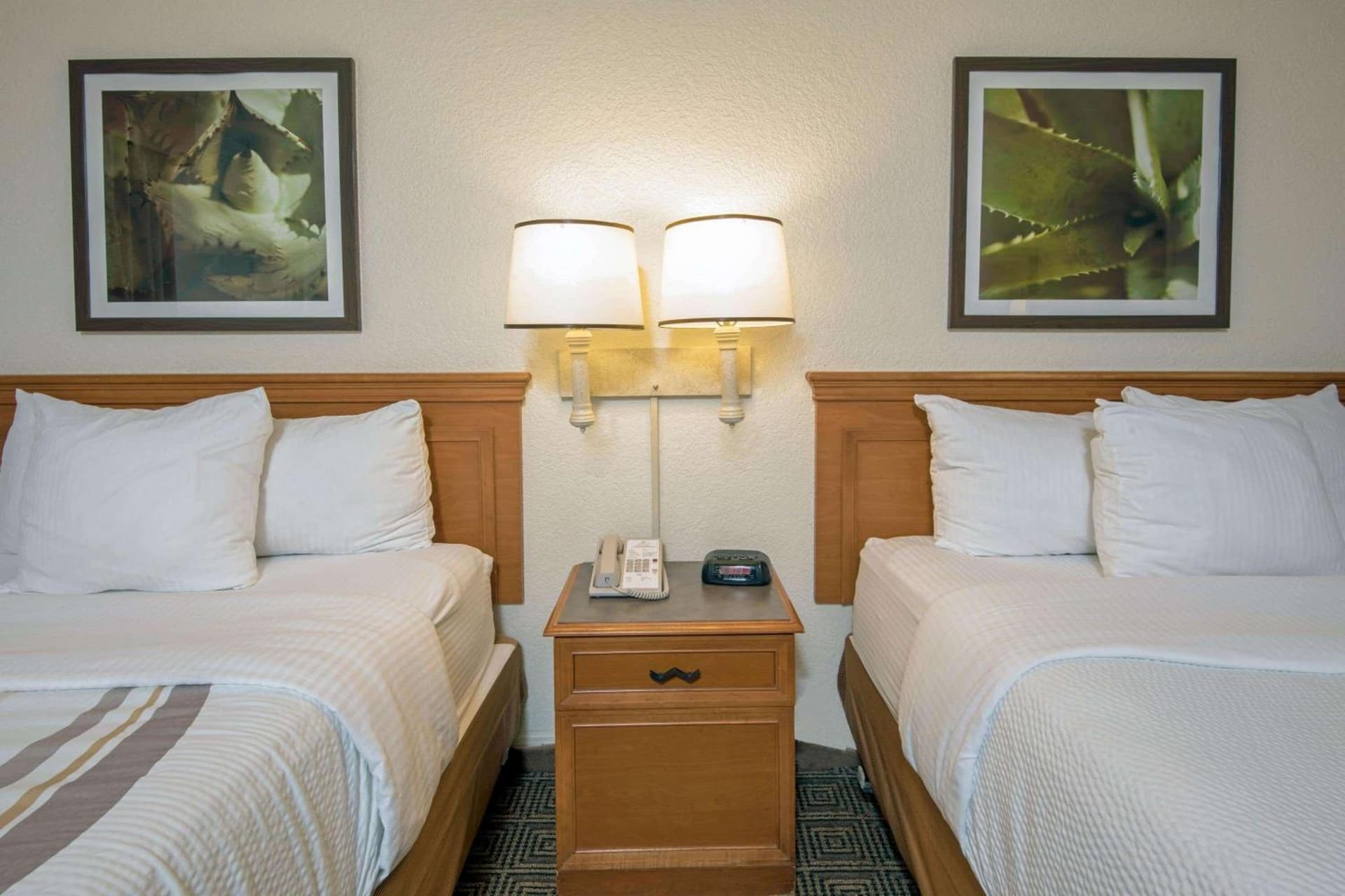 La Quinta Inn by Wyndham San Antonio Market Square gallery photo in San Antonio, TX — image 8