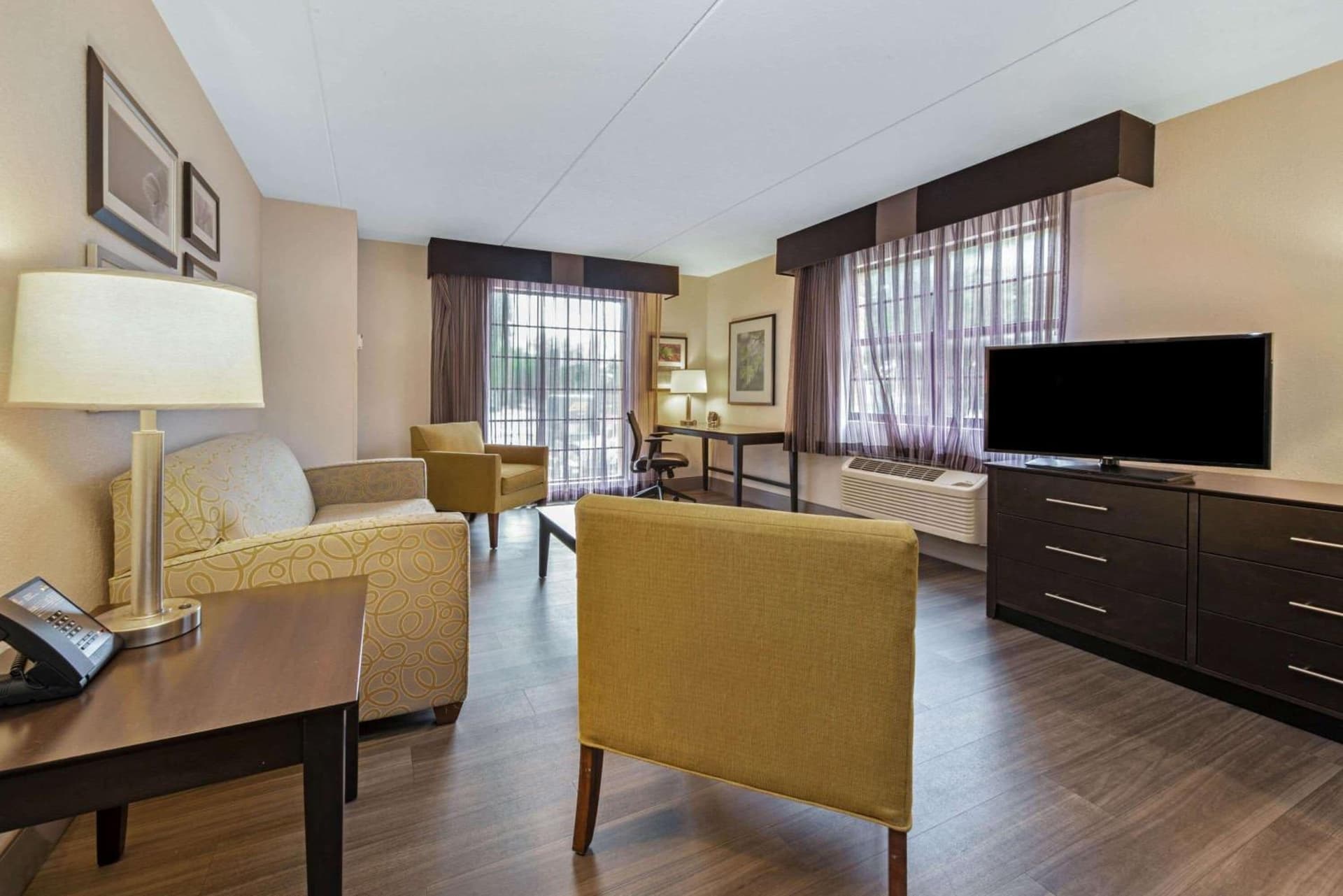 La Quinta Inn by Wyndham Miami Airport North gallery photo in Miami, FL — image 37