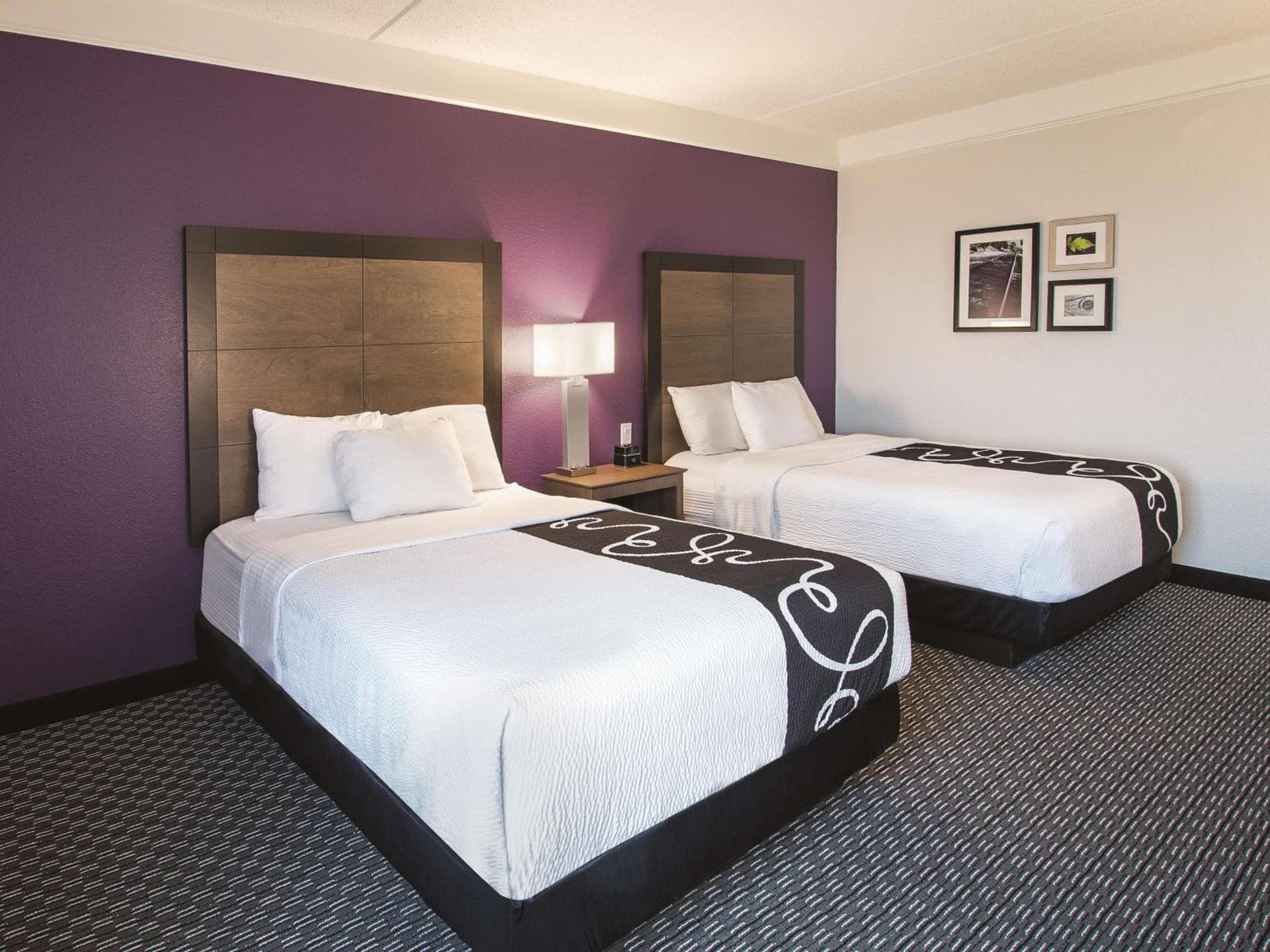 La Quinta by Wyndham Arlington North 6 Flags Dr gallery photo in Arlington, TX — image 31