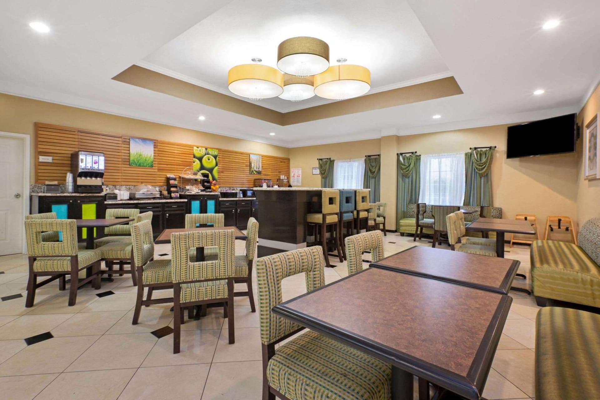 La Quinta by Wyndham Pearland gallery photo in Pearland, TX — image 56