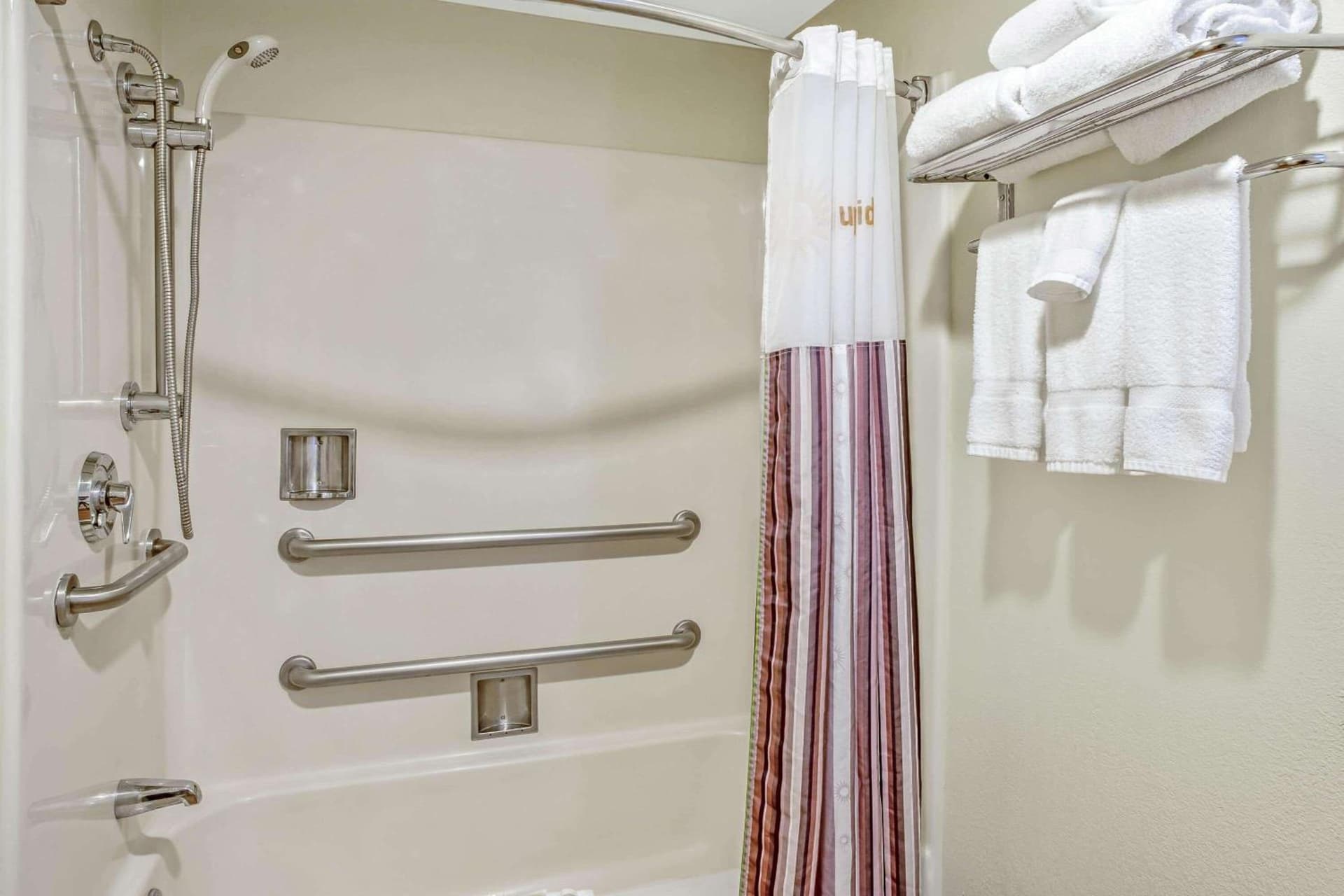 La Quinta by Wyndham Stamford / New York City gallery photo in Stamford, CT — image 38