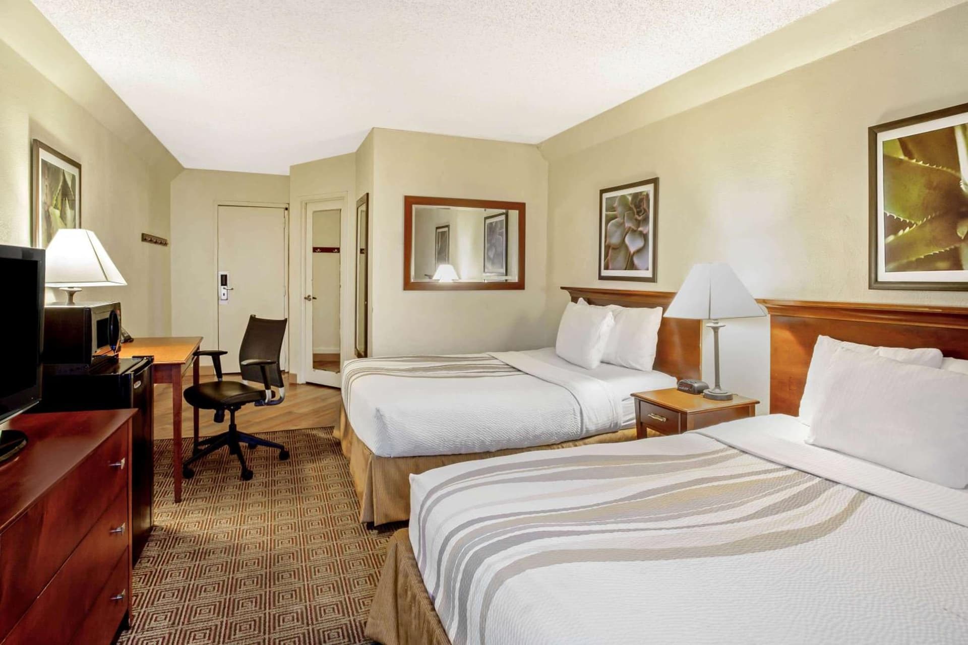 La Quinta by Wyndham Stamford / New York City gallery photo in Stamford, CT — image 23