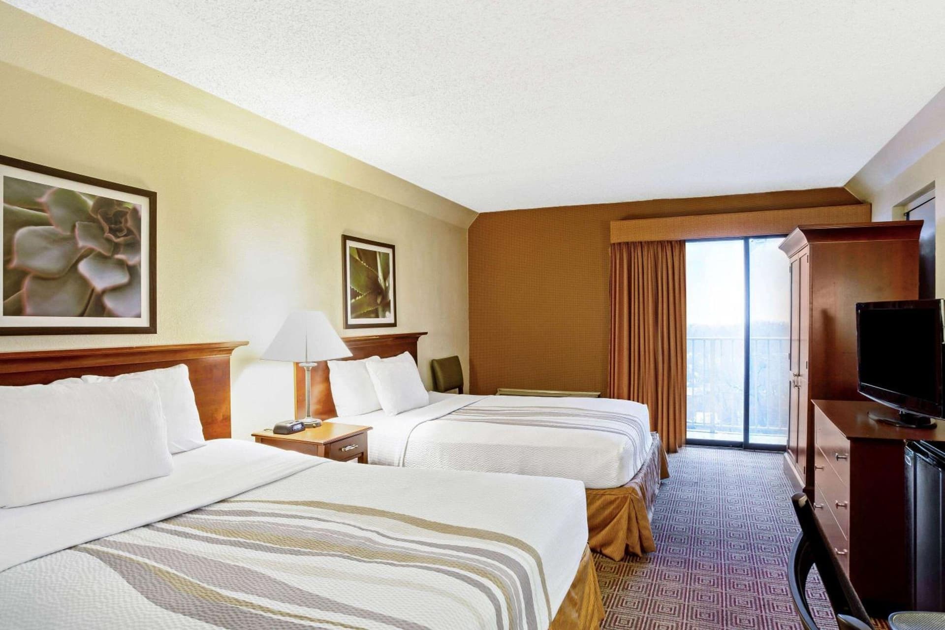 La Quinta by Wyndham Stamford / New York City gallery photo in Stamford, CT — image 19
