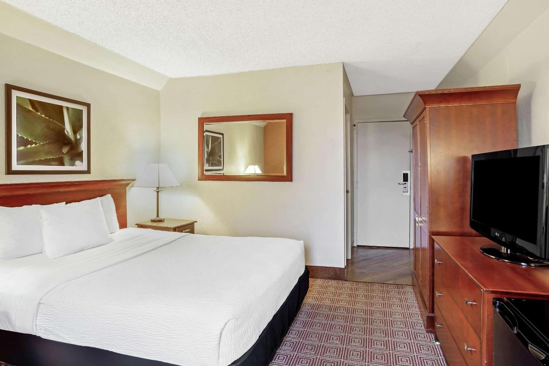 La Quinta by Wyndham Stamford / New York City gallery photo in Stamford, CT — image 5