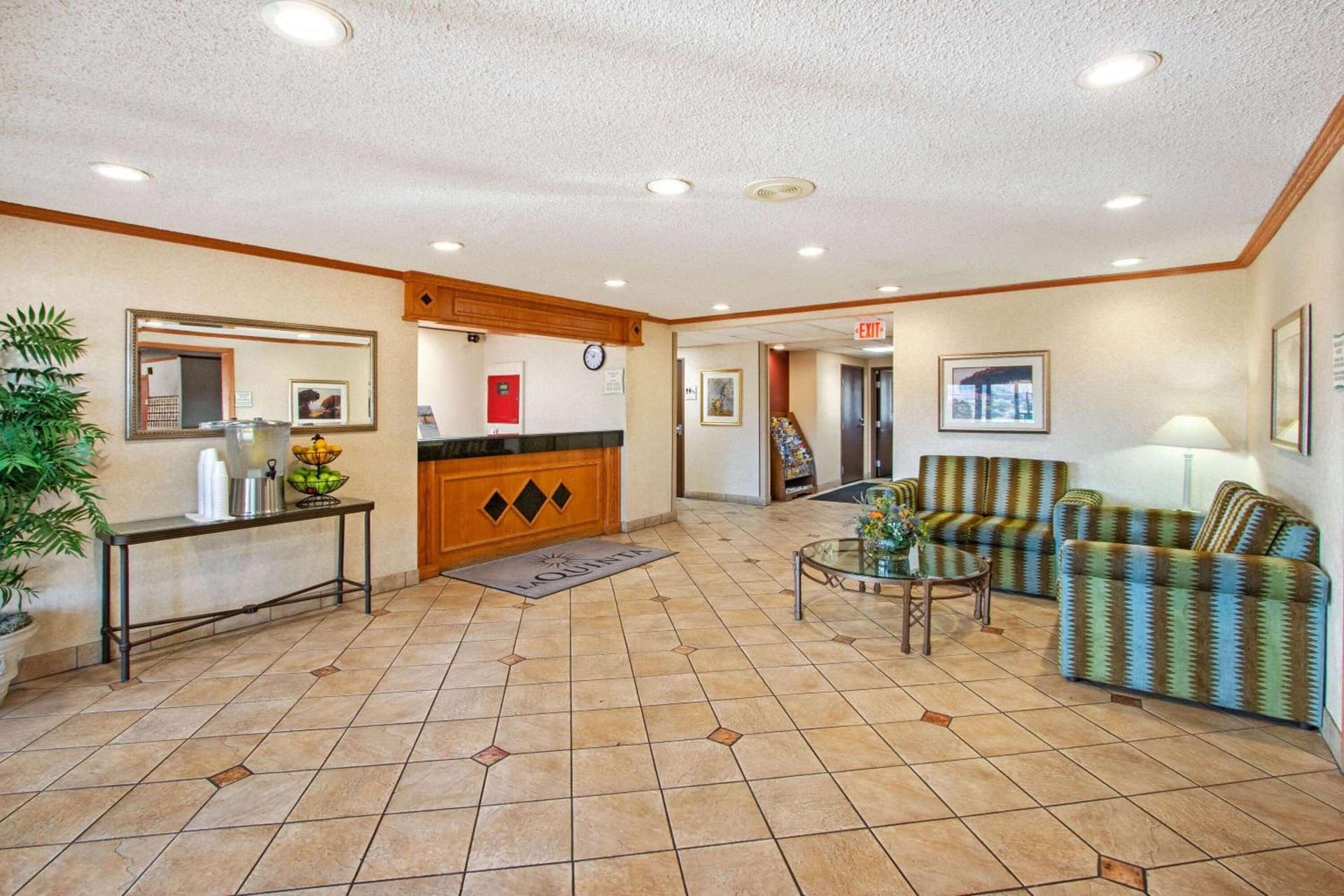 La Quinta by Wyndham Albuquerque Journal Ctr NW gallery photo in Albuquerque, NM — image 14