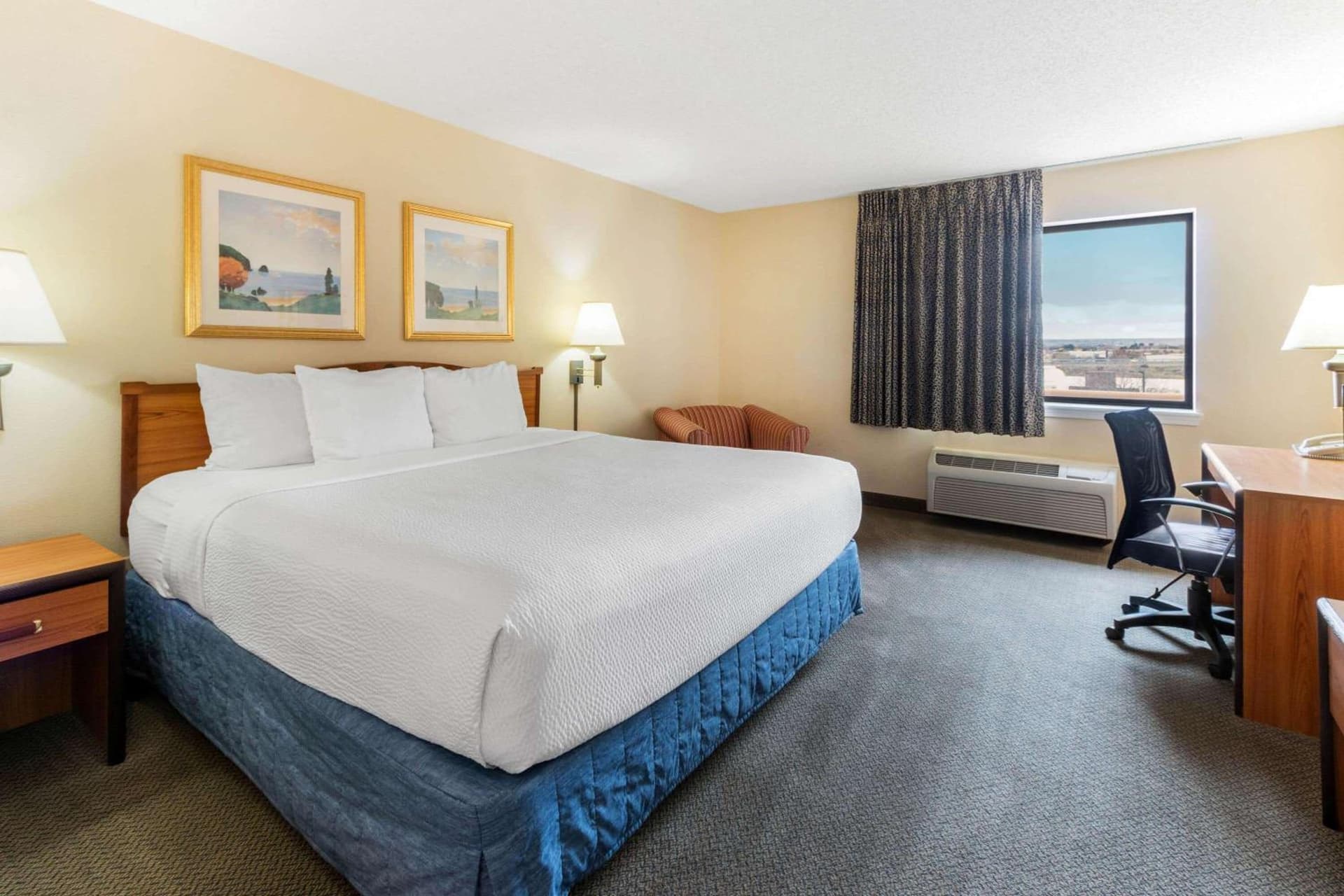 La Quinta Inn & Suites by Wyndham Las Cruces Organ Mountain property views in Las Cruces, NM — gallery photo 3