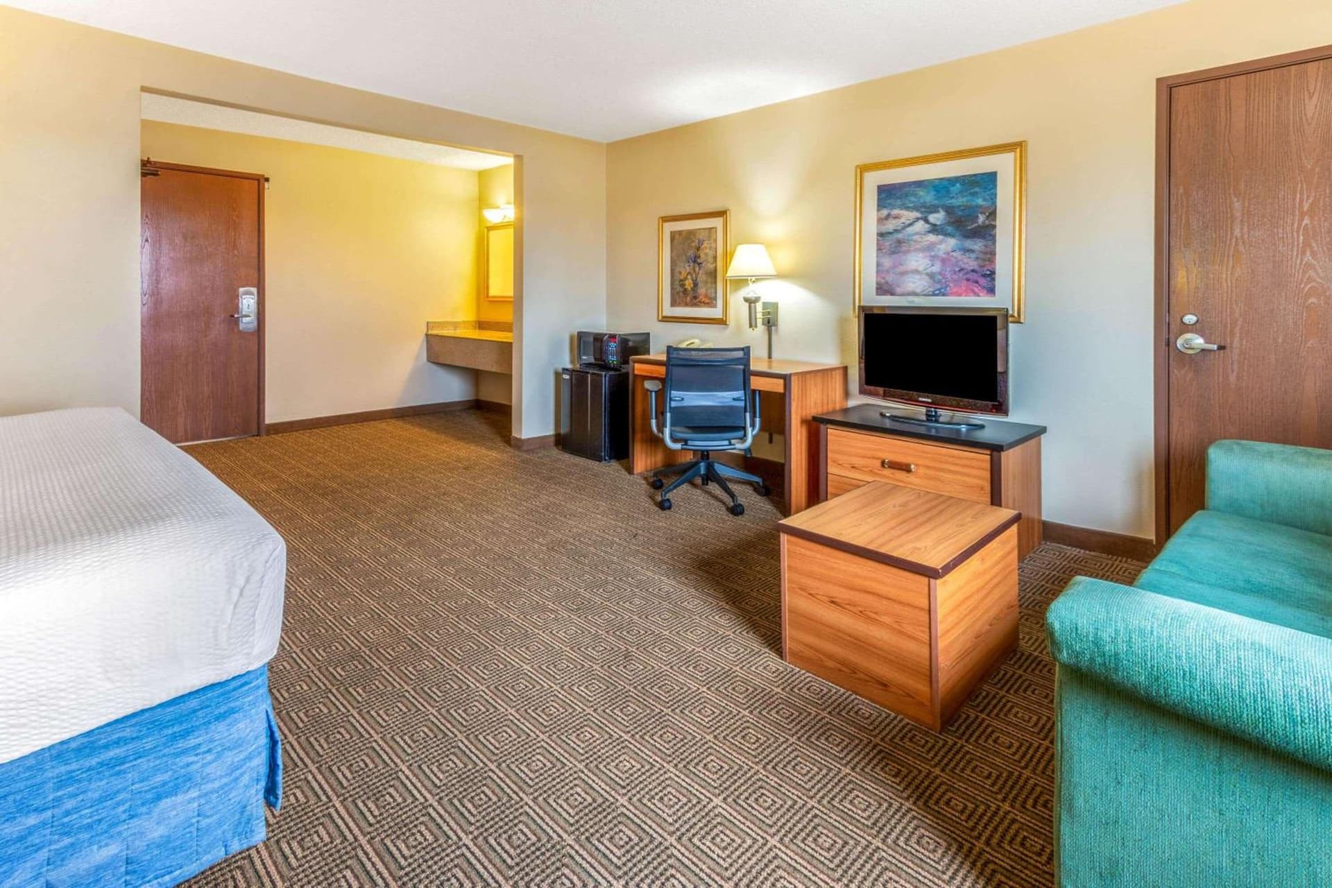 La Quinta Inn & Suites by Wyndham Las Cruces Organ Mountain gallery photo in Las Cruces, NM — image 9