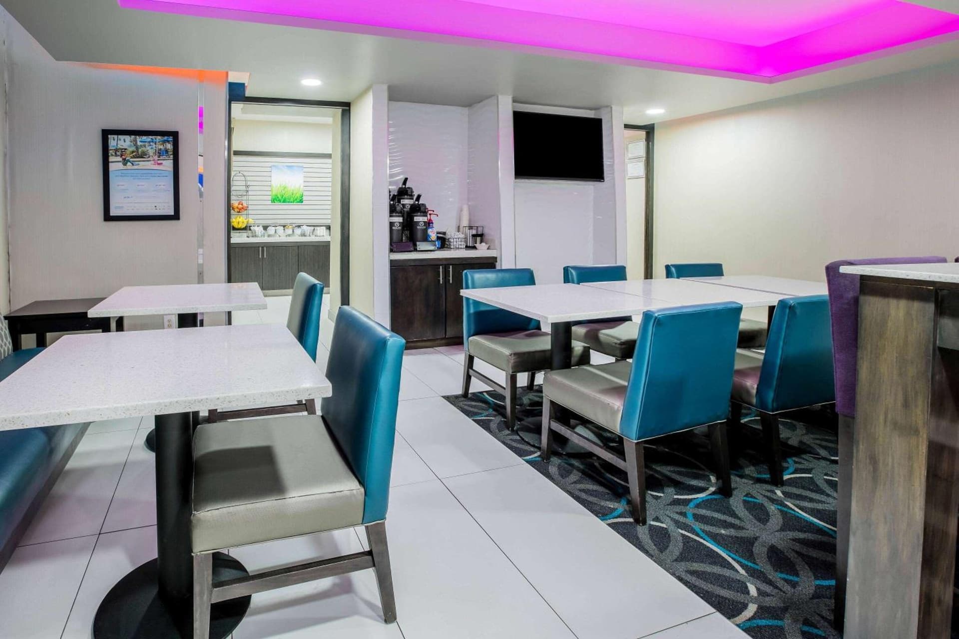 La Quinta by Wyndham Dallas Mesquite gallery photo in Mesquite, TX — image 11