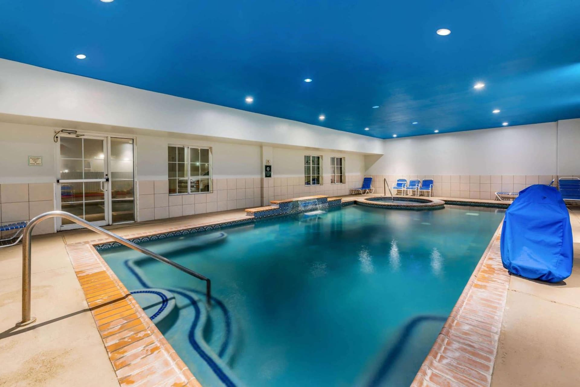 La Quinta by Wyndham Orange gallery photo in Orange, TX — image 13