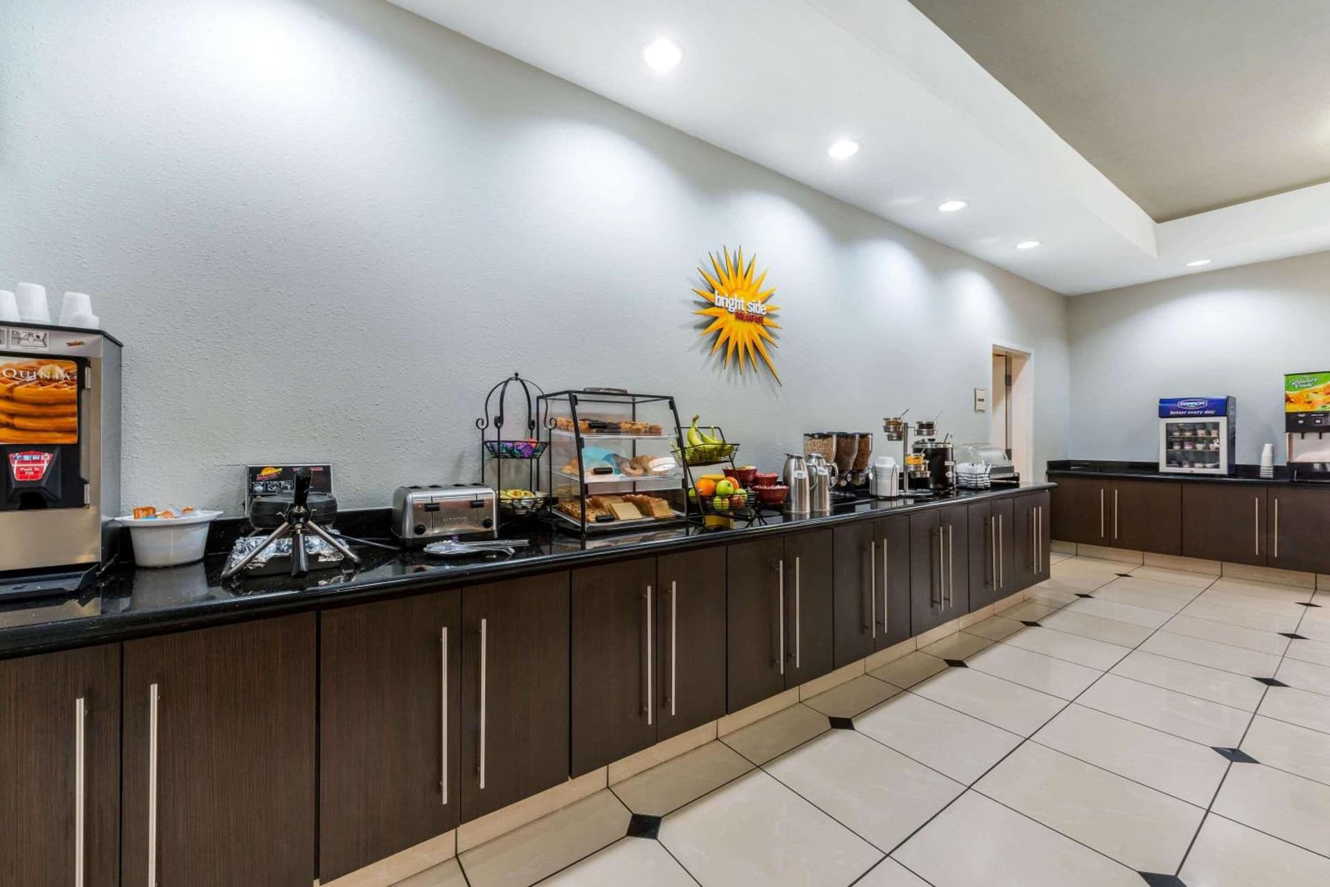 La Quinta by Wyndham Orange gallery photo in Orange, TX — image 35