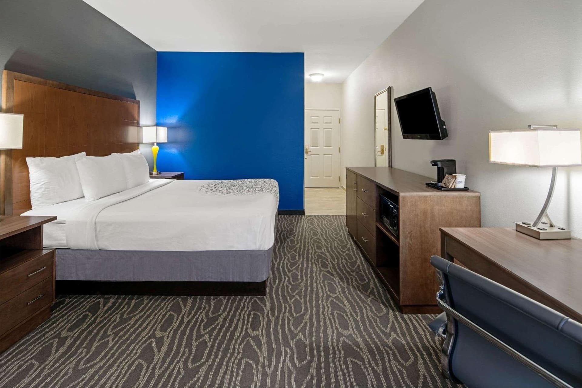 La Quinta Inn & Suites by Wyndham Mercedes Outlet Mall gallery photo in Mercedes, TX — image 41