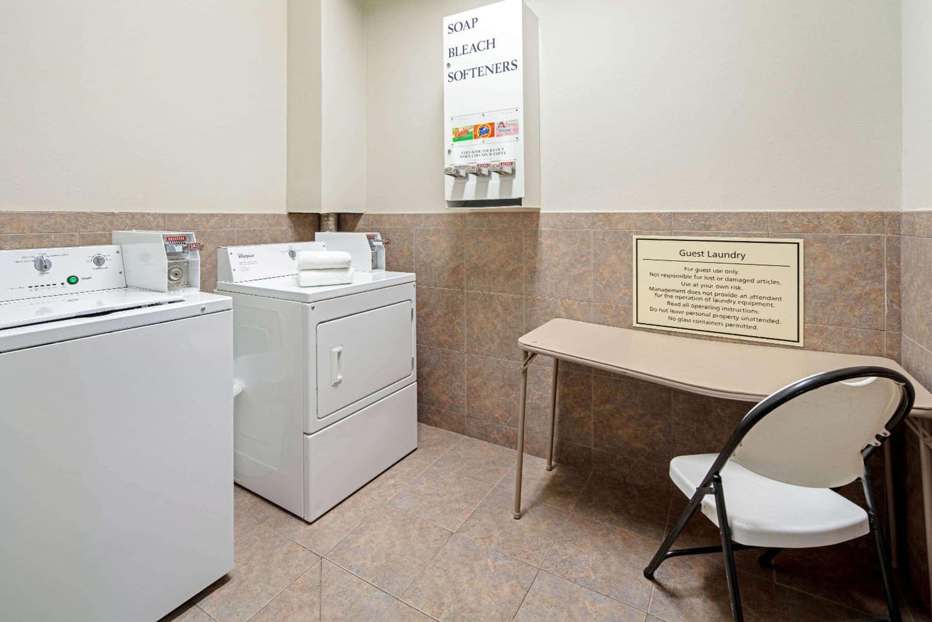 La Quinta Inn & Suites by Wyndham Mercedes Outlet Mall gallery photo in Mercedes, TX — image 32