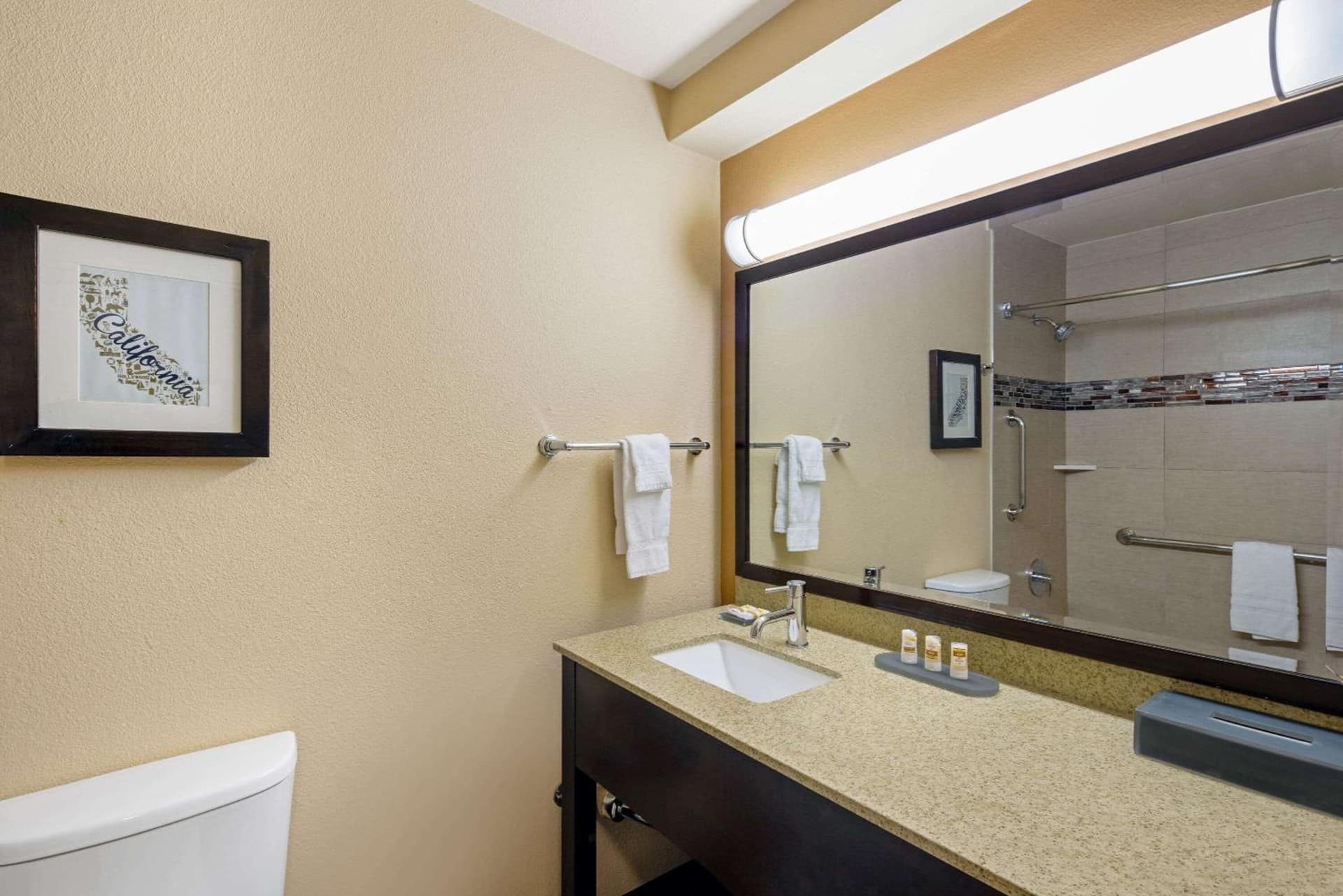 La Quinta Inn by Wyndham Berkeley gallery photo in Berkeley, CA — image 11