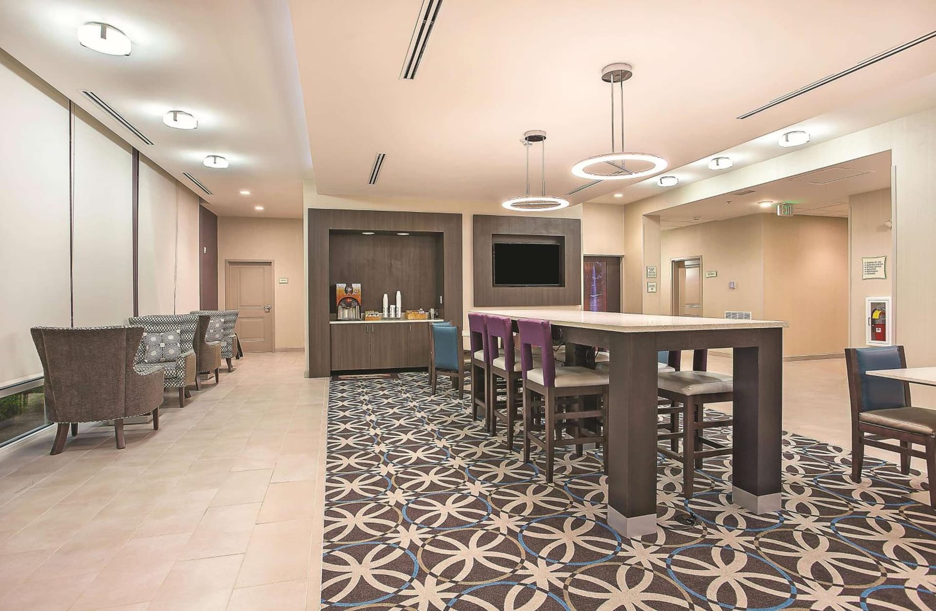La Quinta by Wyndham Chattanooga - Lookout Mtn gallery photo in Chattanooga, TN — image 53