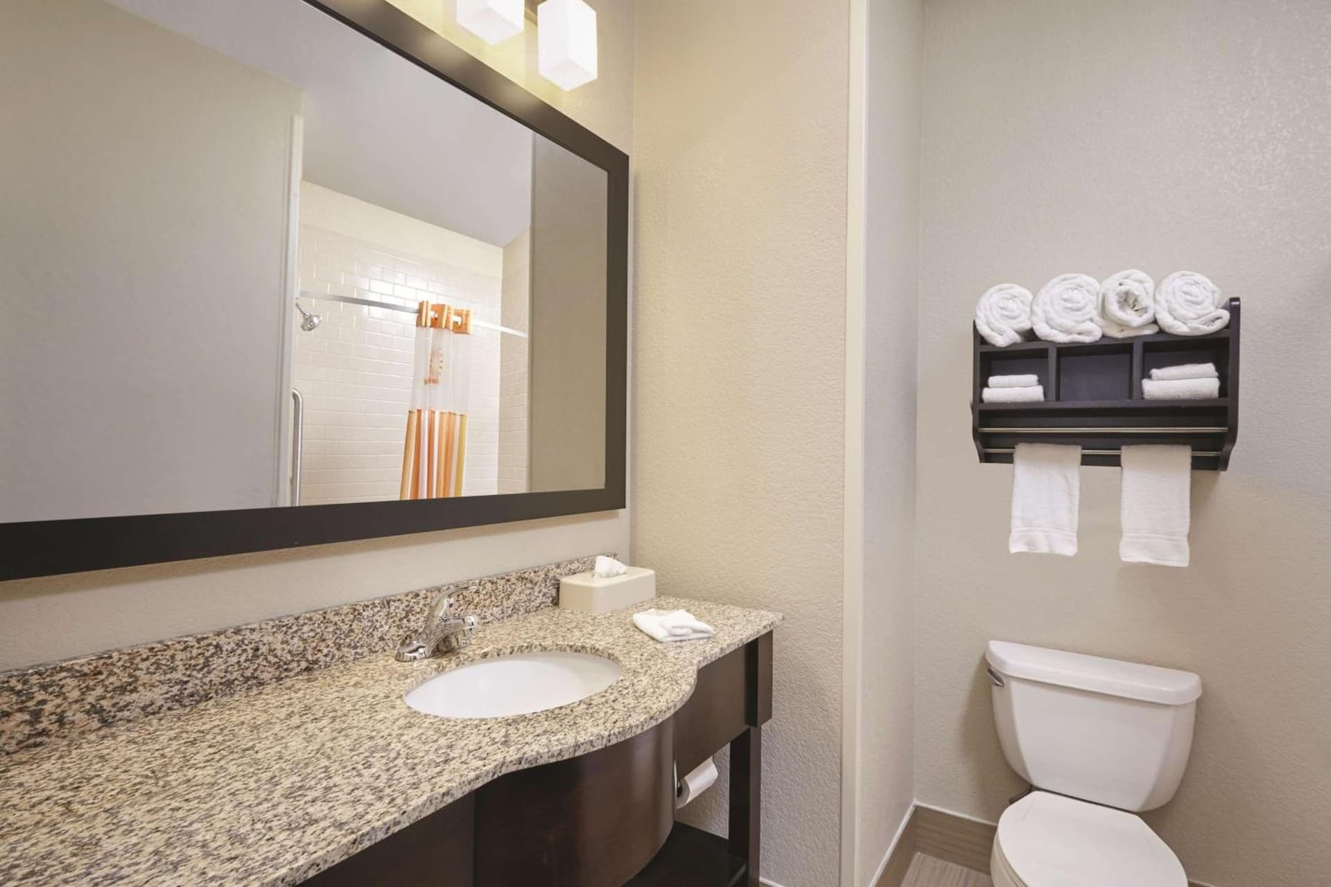 La Quinta by Wyndham South Bend gallery photo in South Bend, IN — image 40