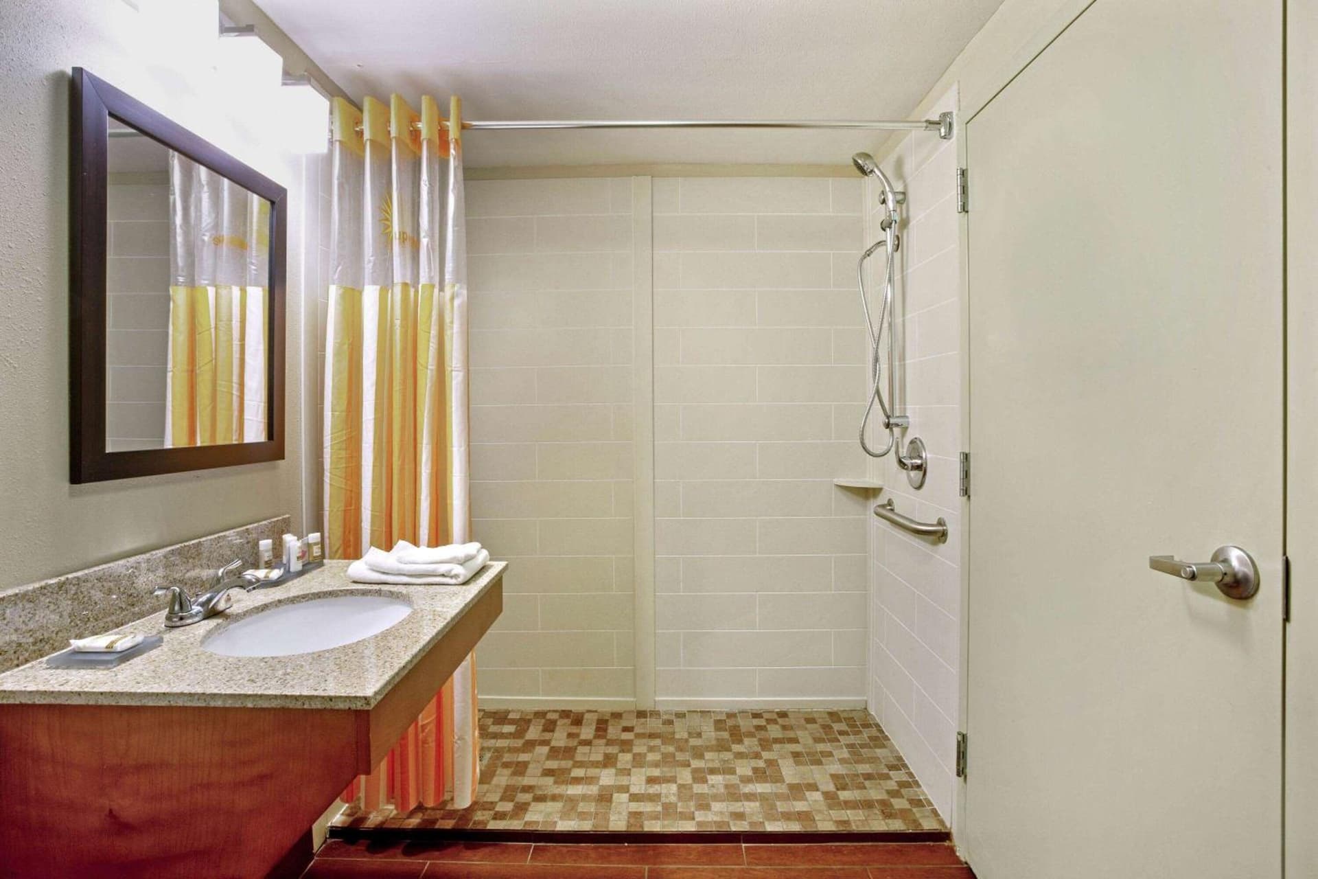 La Quinta by Wyndham Williamsburg Historic Area gallery photo in Williamsburg, VA — image 24