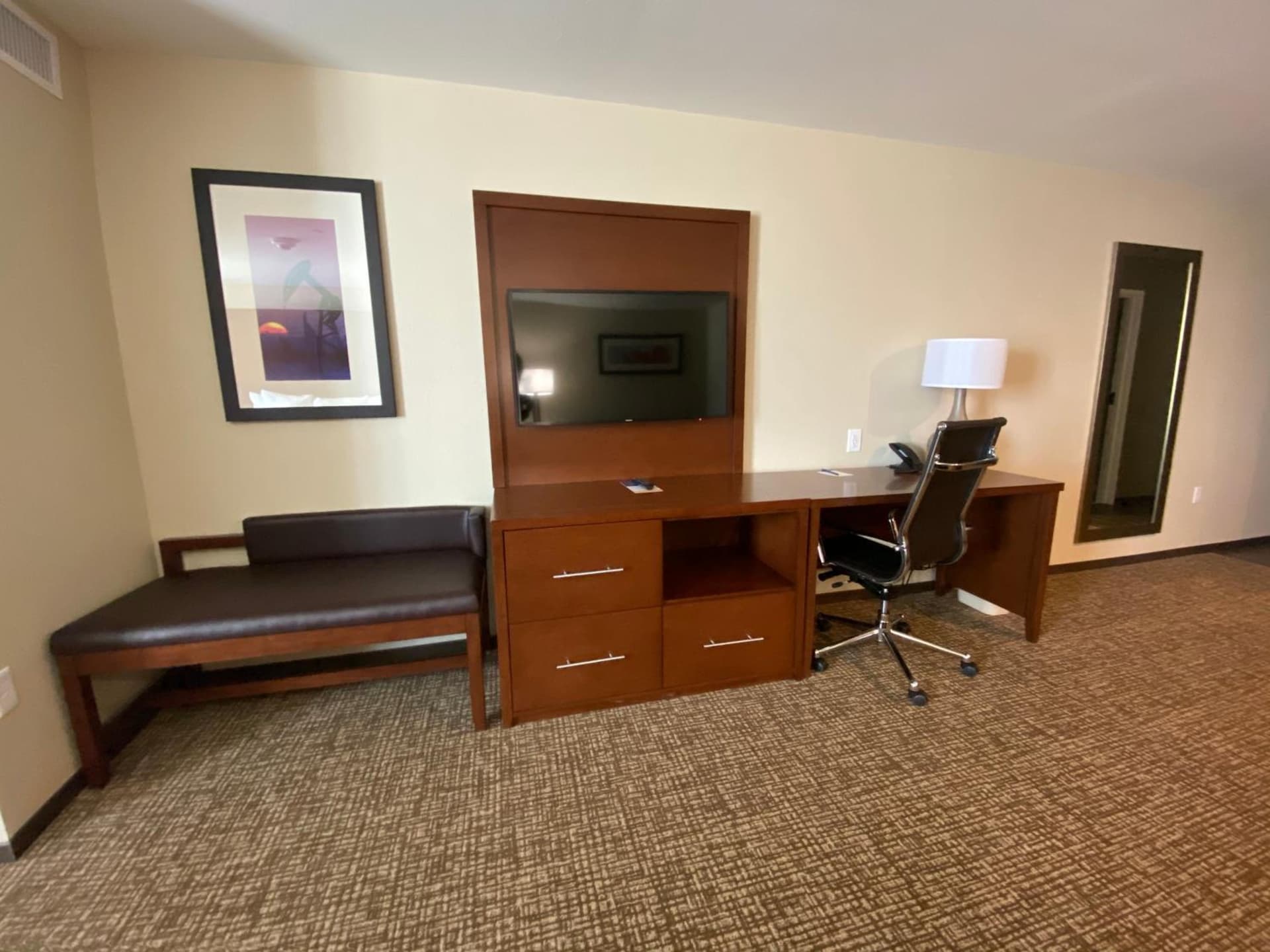 Comfort Suites Midland West gallery photo in Midland, TX — image 26