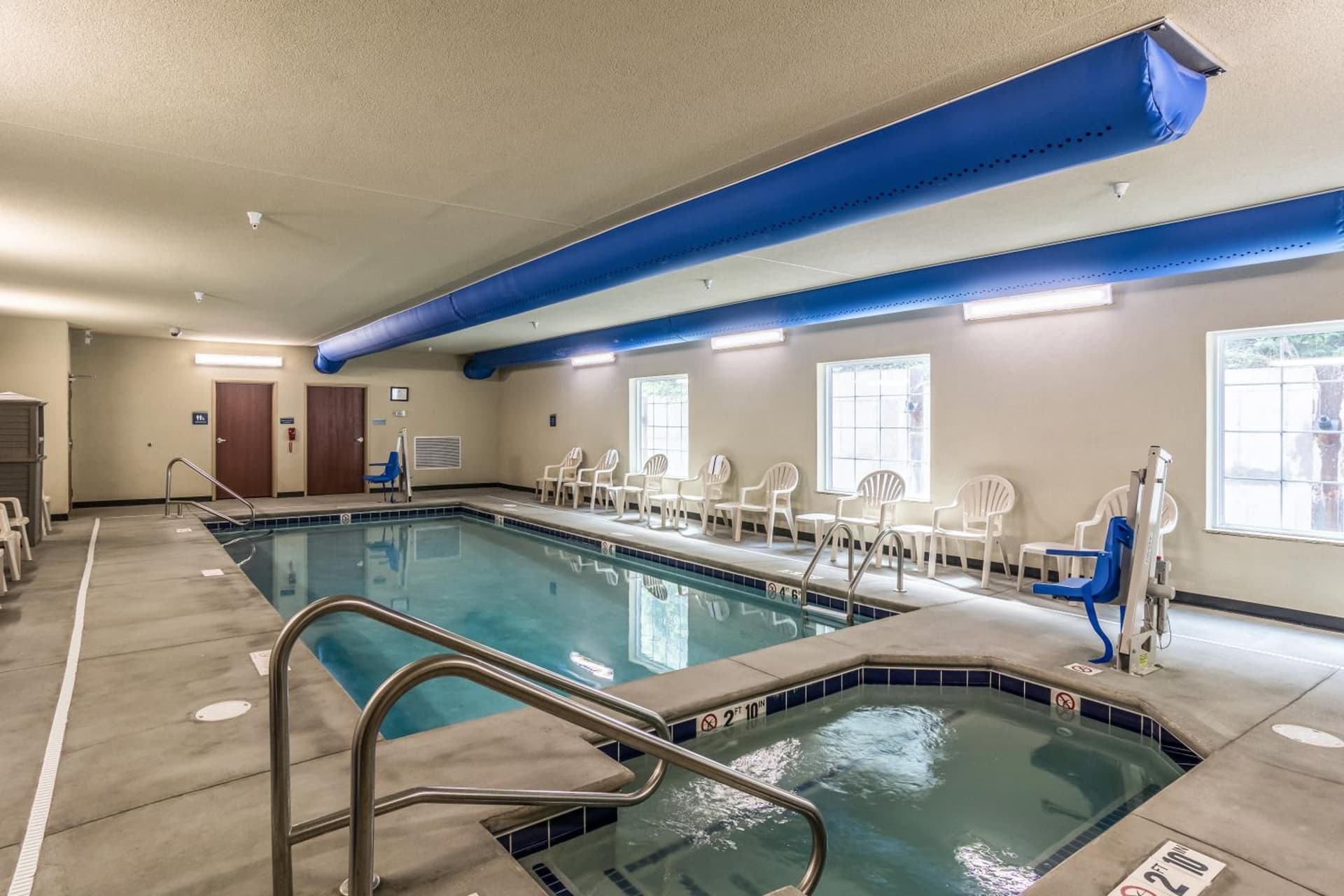 Cobblestone Hotel & Suites - Erie gallery photo in Erie, PA — image 22