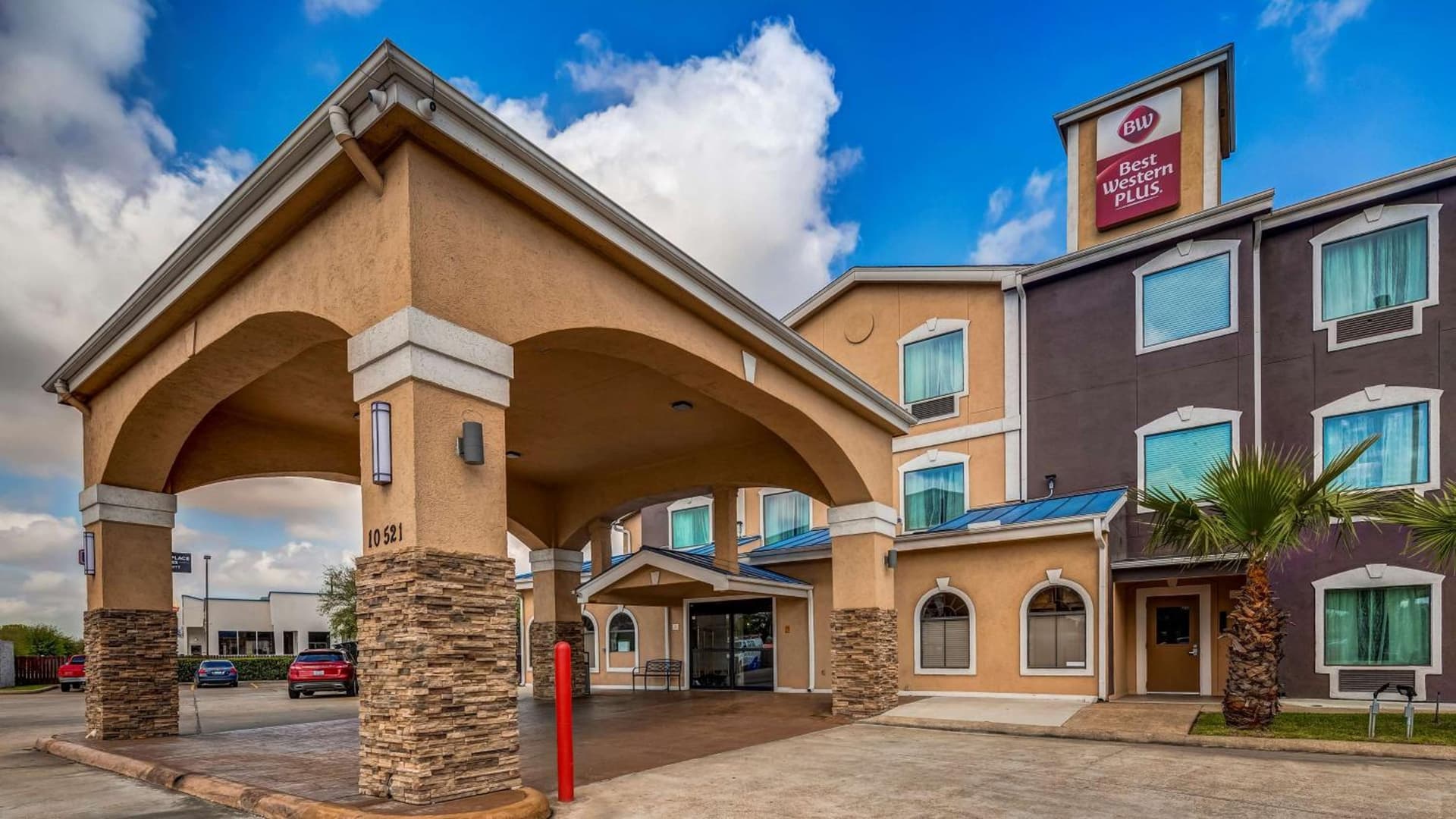 Best Western Plus Heritage Inn & Suites Houston,Pasadena,Deer Park,Channelview featured exterior or lobby in Houston, TX — similar hotel