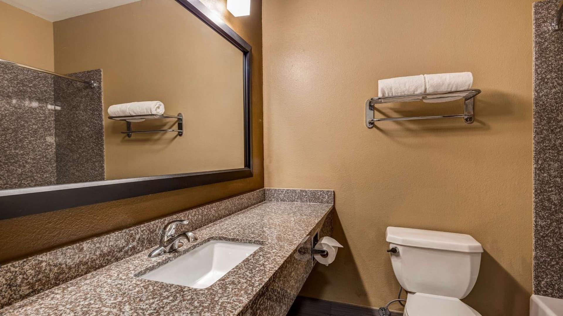 Best Western Plus Heritage Inn & Suites Houston,Pasadena,Deer Park,Channelview gallery photo in Houston, TX — image 6