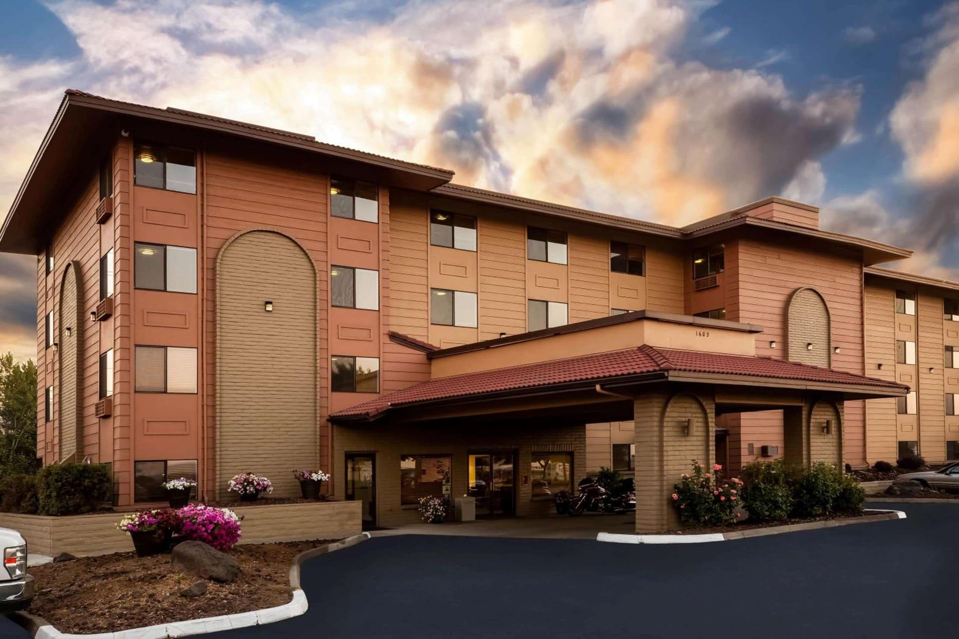 Baymont by Wyndham Yakima Riverfront gallery photo in Yakima, WA — image 43