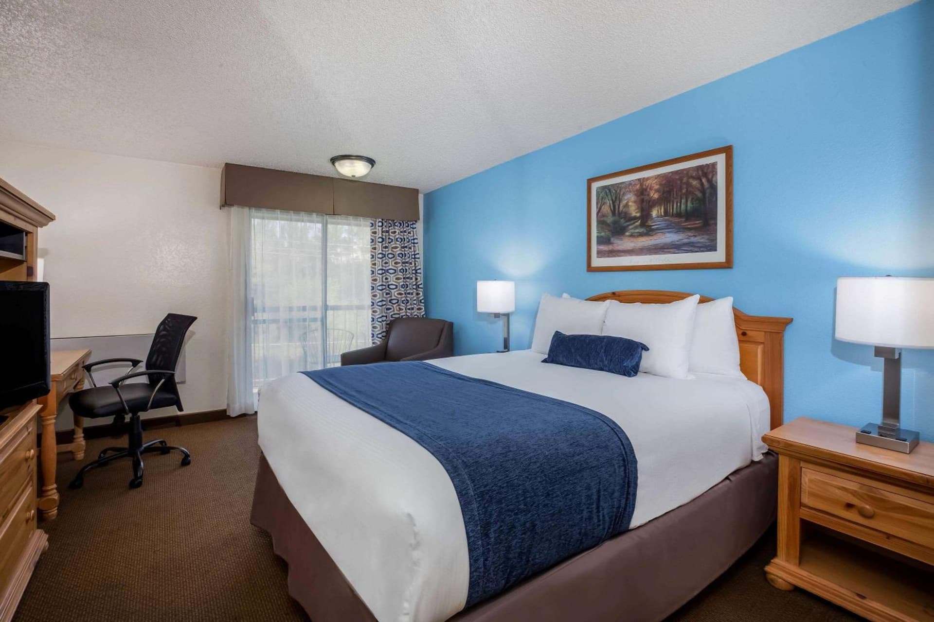 Baymont by Wyndham Yakima Riverfront gallery photo in Yakima, WA — image 8