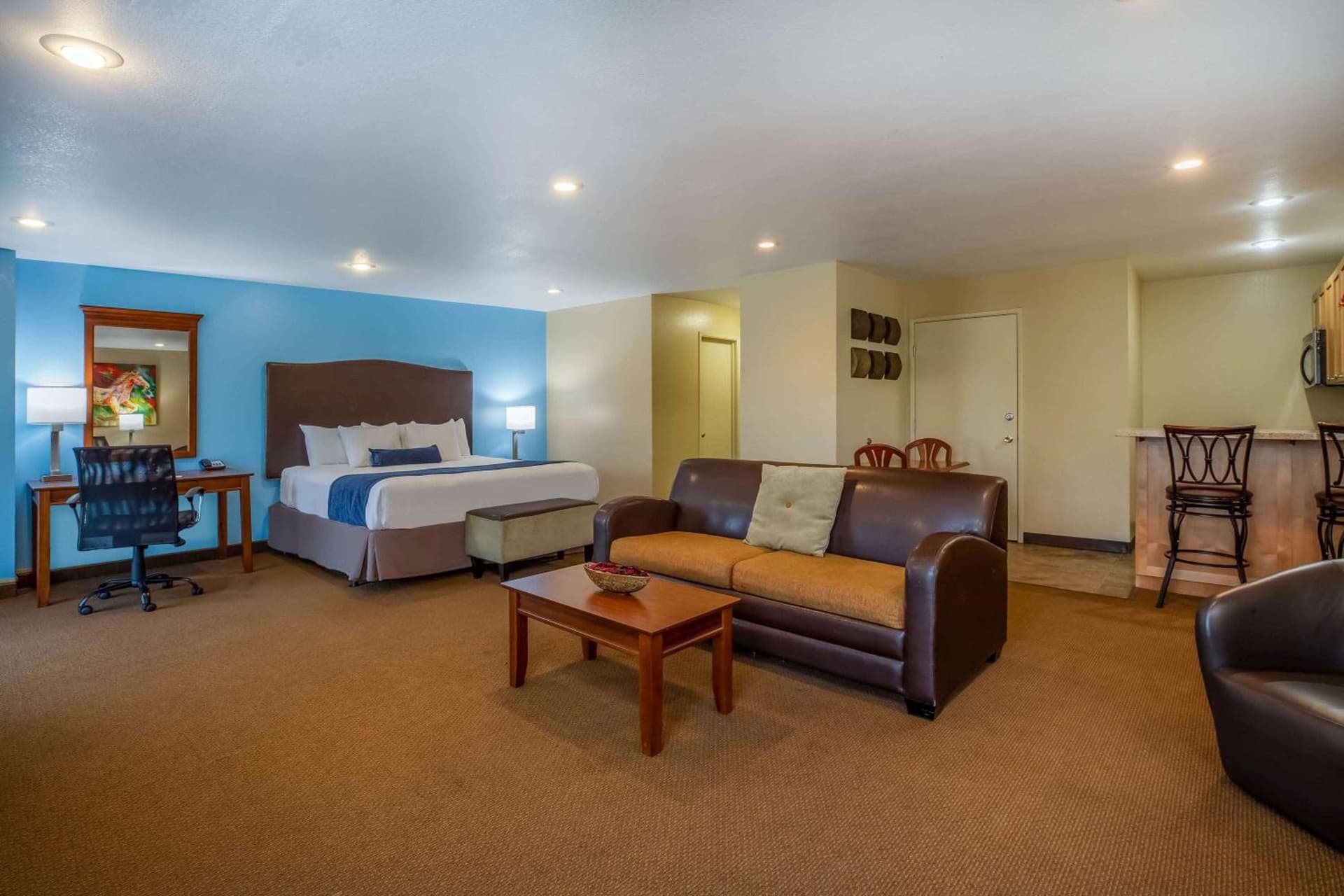 Baymont by Wyndham Yakima Riverfront gallery photo in Yakima, WA — image 36