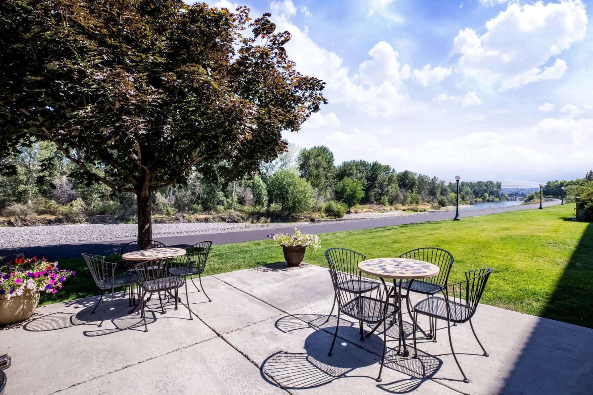 Baymont by Wyndham Yakima Riverfront gallery photo in Yakima, WA — image 5