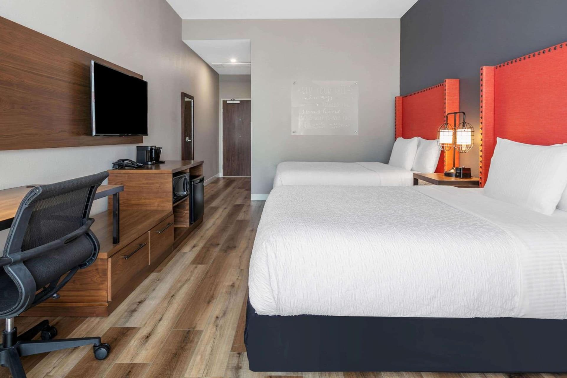 La Quinta Inn & Suites by Wyndham Lewisville gallery photo in Lewisville, TX — image 41