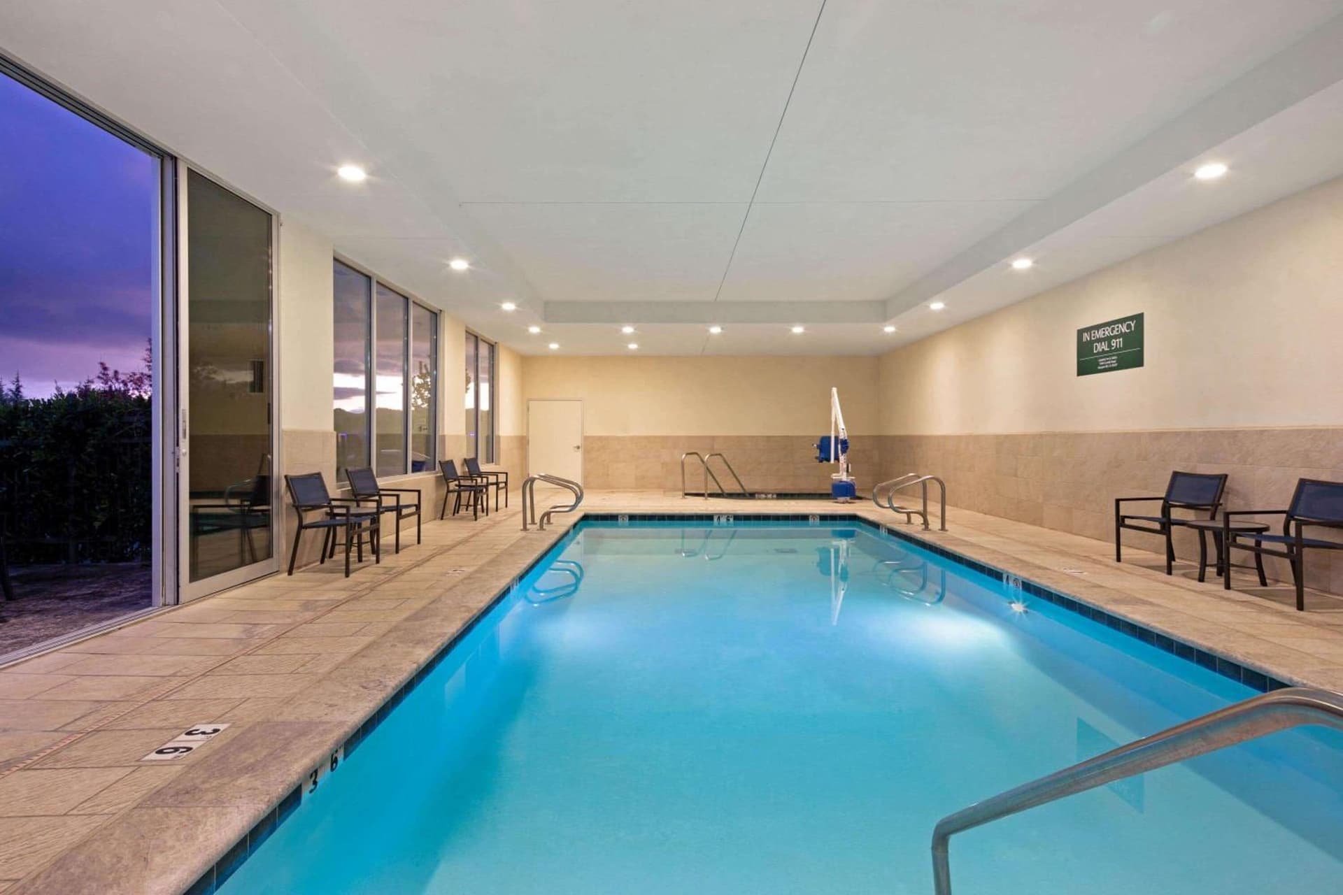 La Quinta by Wyndham Morgan Hill-San Jose South gallery photo in Morgan Hill, CA — image 9