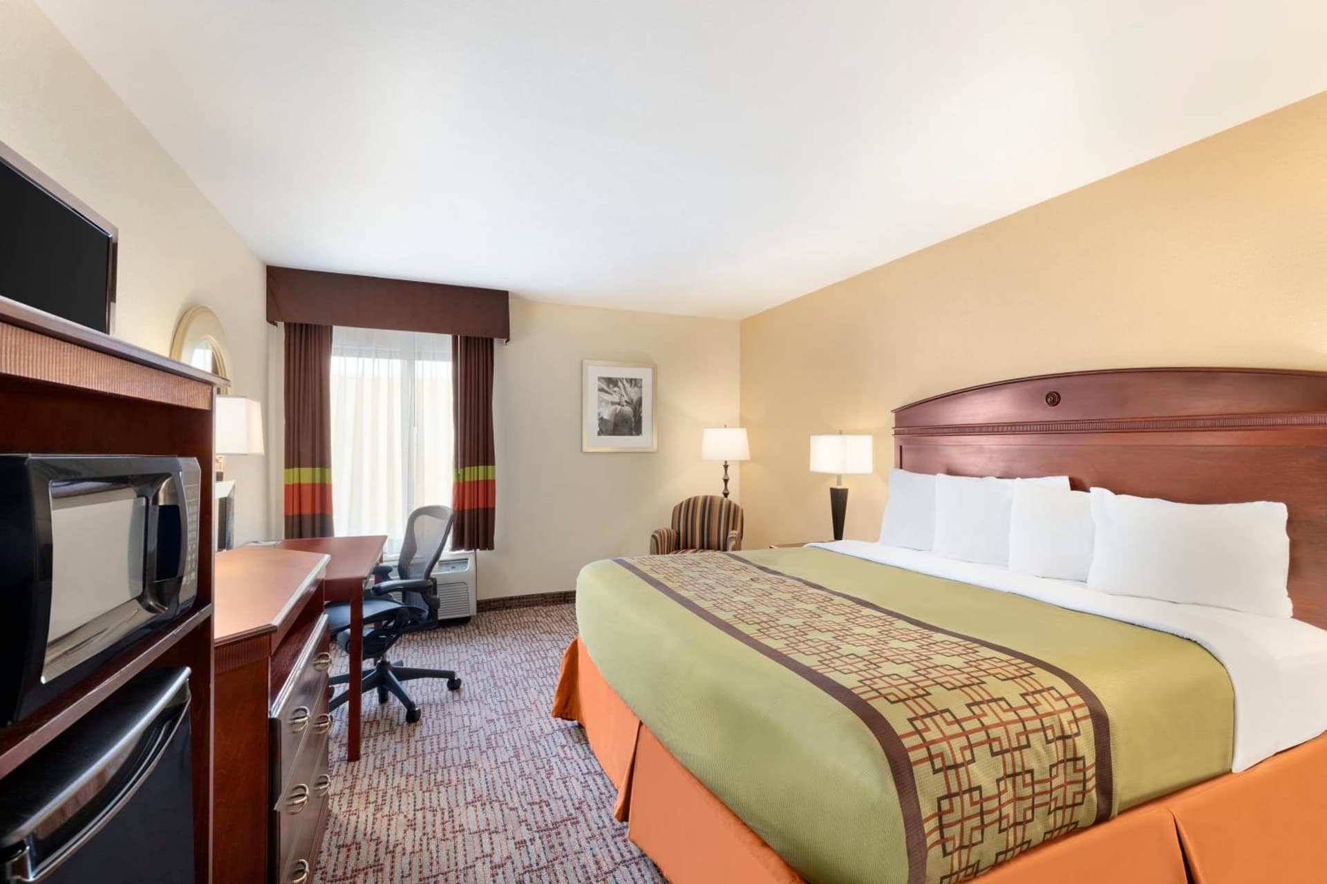 Garner Hotel Augusta West by IHG gallery photo in Augusta, GA — image 59