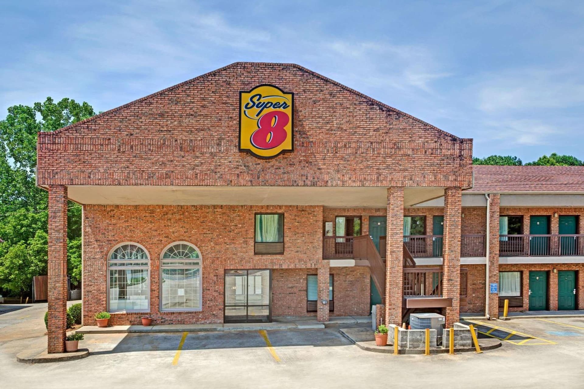 Super 8 by Wyndham Marietta/West/Atl Area — hotel in Marietta, Georgia