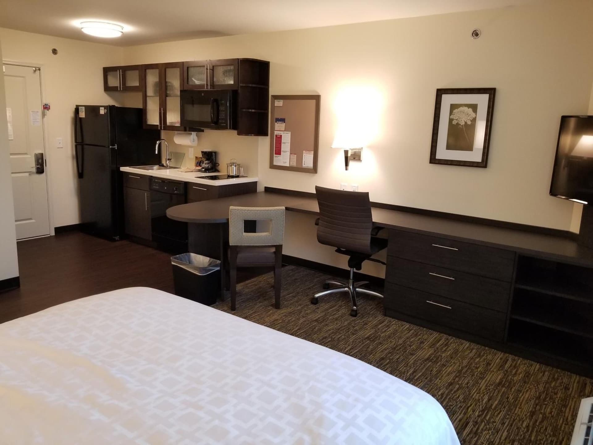 Candlewood Suites - Davenport by IHG gallery photo in Davenport, IA — image 17