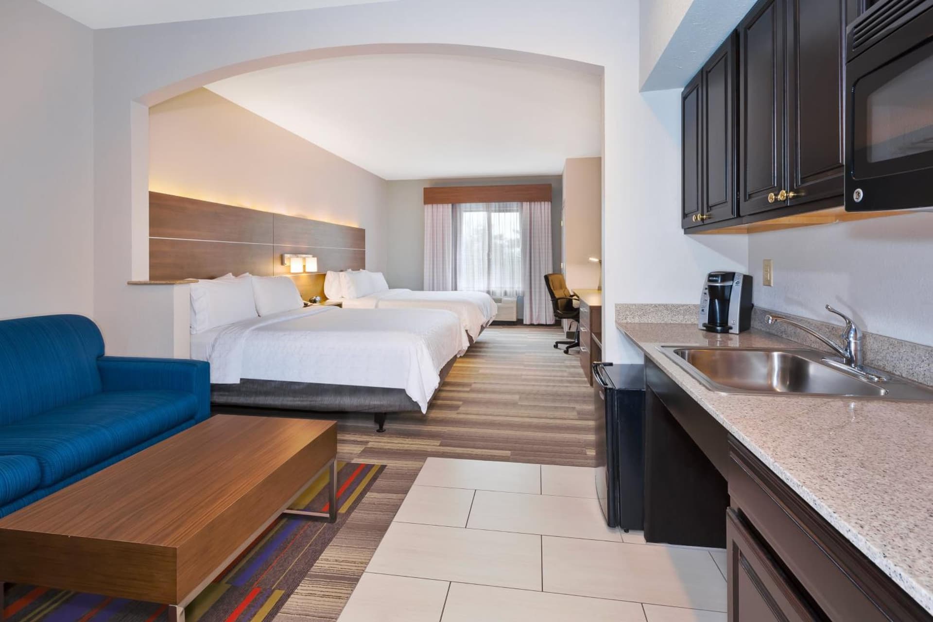 Holiday Inn Express Hotel & Suites Warminster-Horsham by IHG gallery photo in Warminster, PA — image 7