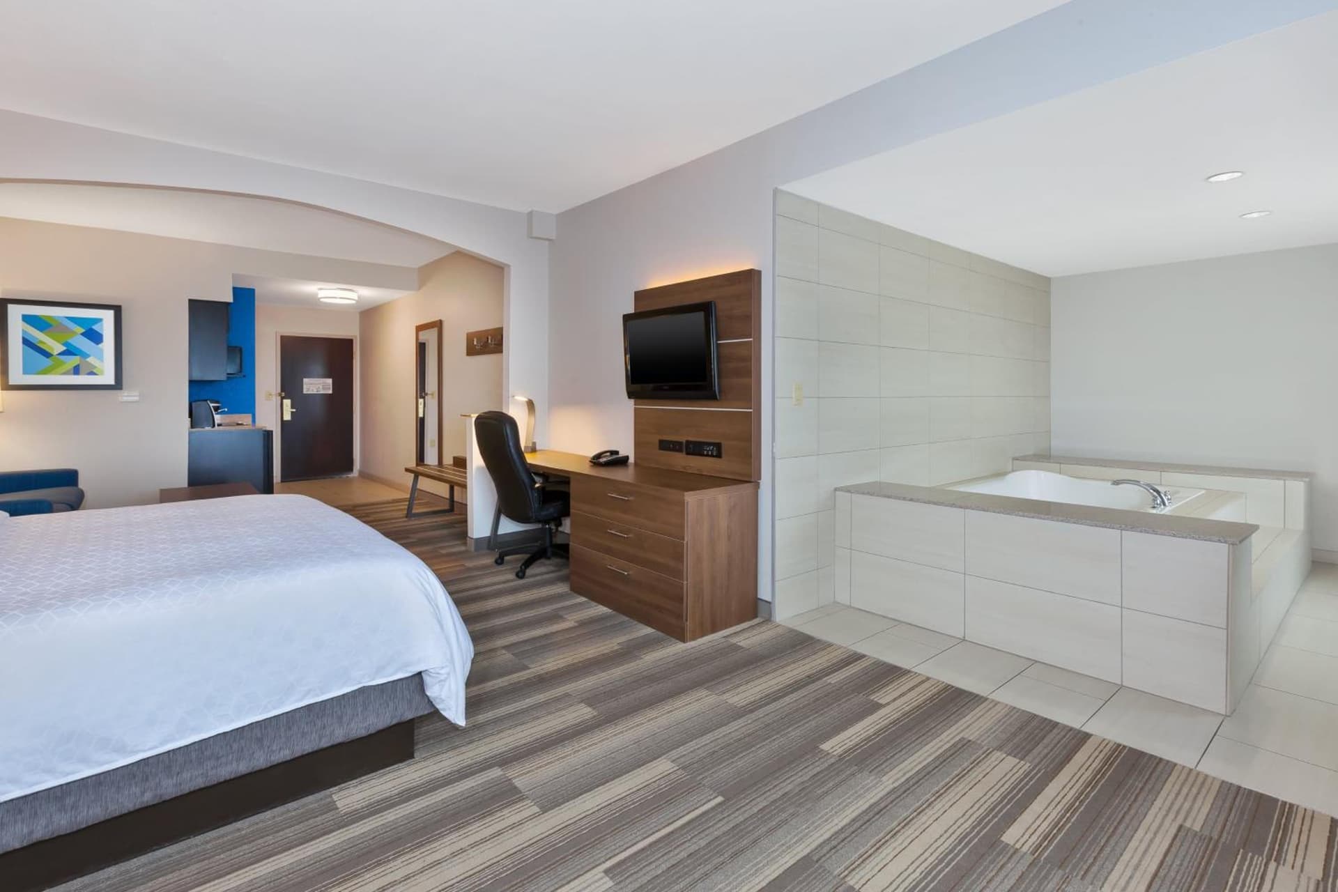 Holiday Inn Express Hotel & Suites Warminster-Horsham by IHG gallery photo in Warminster, PA — image 34