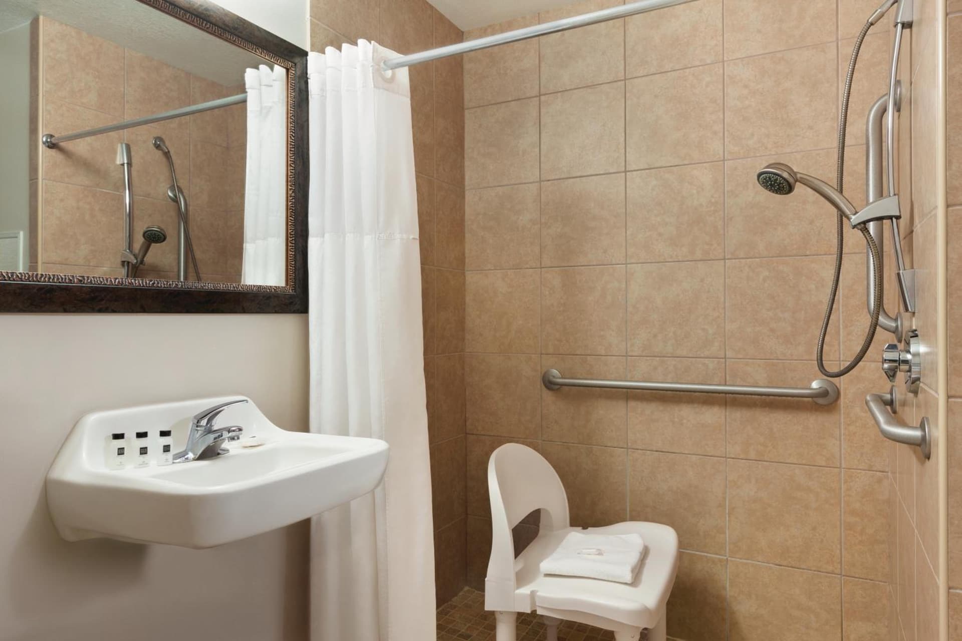 Country Inn & Suites by Radisson, Gainesville, FL gallery photo in Gainesville, FL — image 10