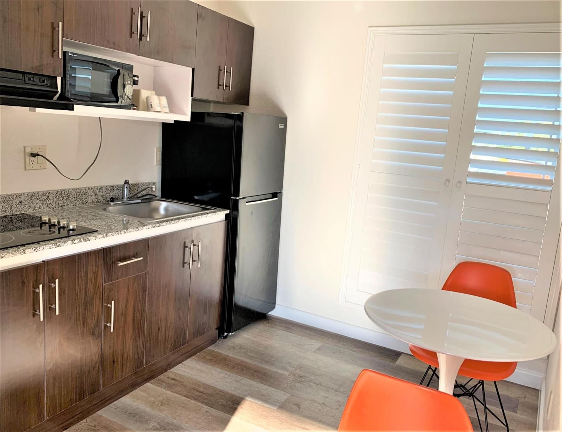 Howard Johnson Suites by Wyndham San Diego Chula Vista BayFront gallery photo in Chula Vista, CA — image 4