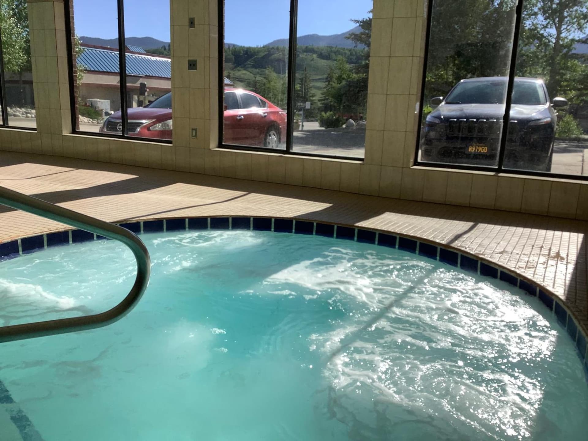 Luxury Inn & Suites interior in Silverthorne, CO — gallery photo 2