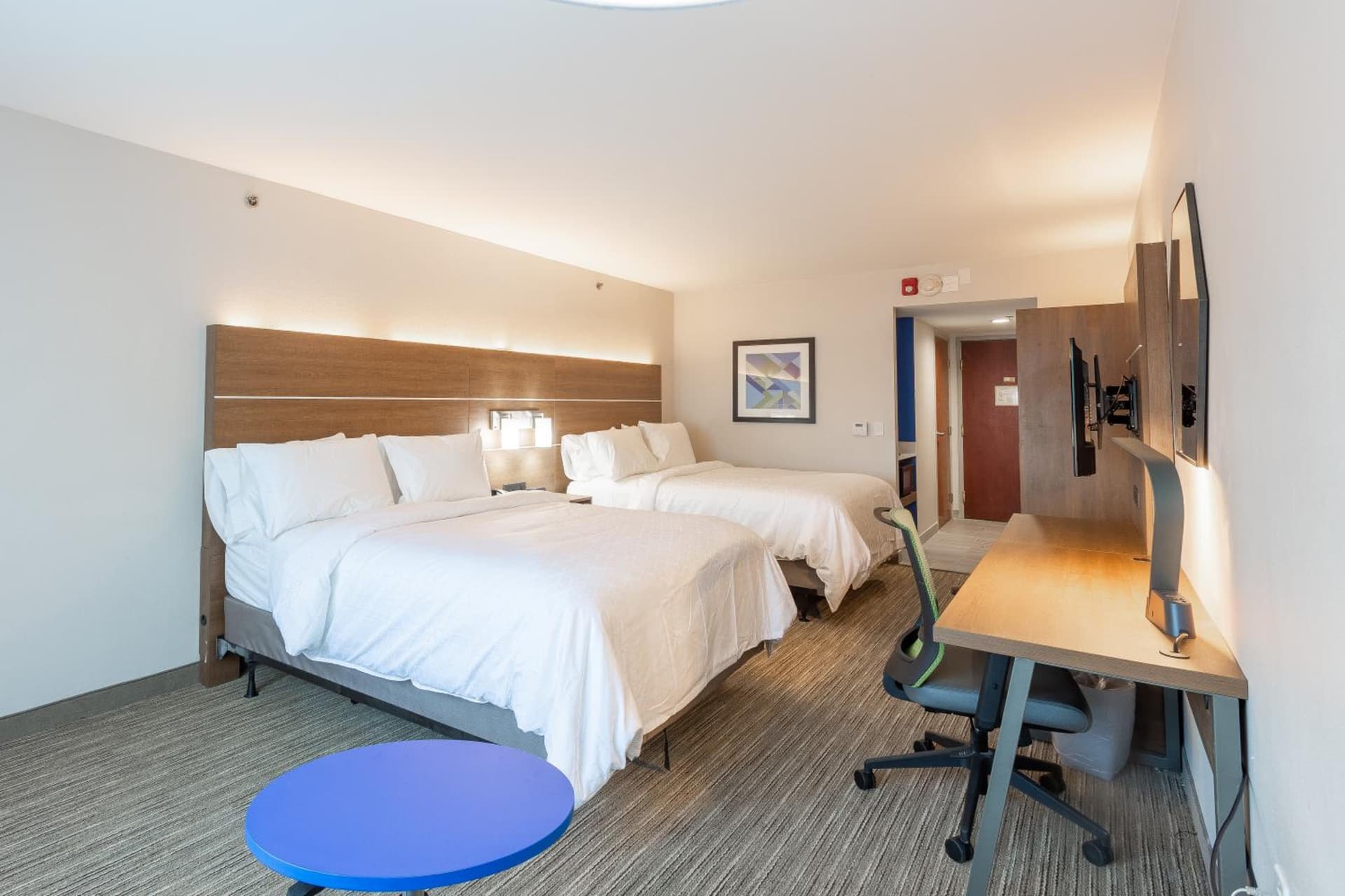Holiday Inn Express & Suites Arlington North – Stadium Area by IHG gallery photo in Arlington, TX — image 64