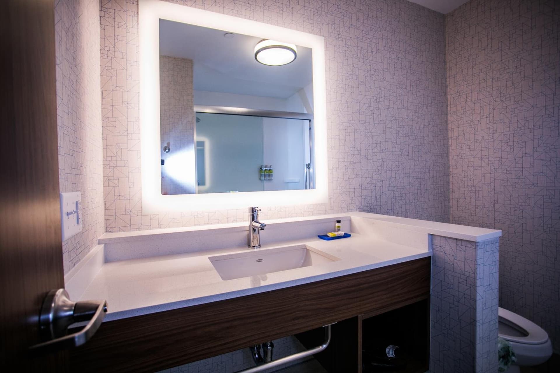 Holiday Inn Express & Suites Rehoboth Beach by IHG gallery photo in Rehoboth Beach, DE — image 55