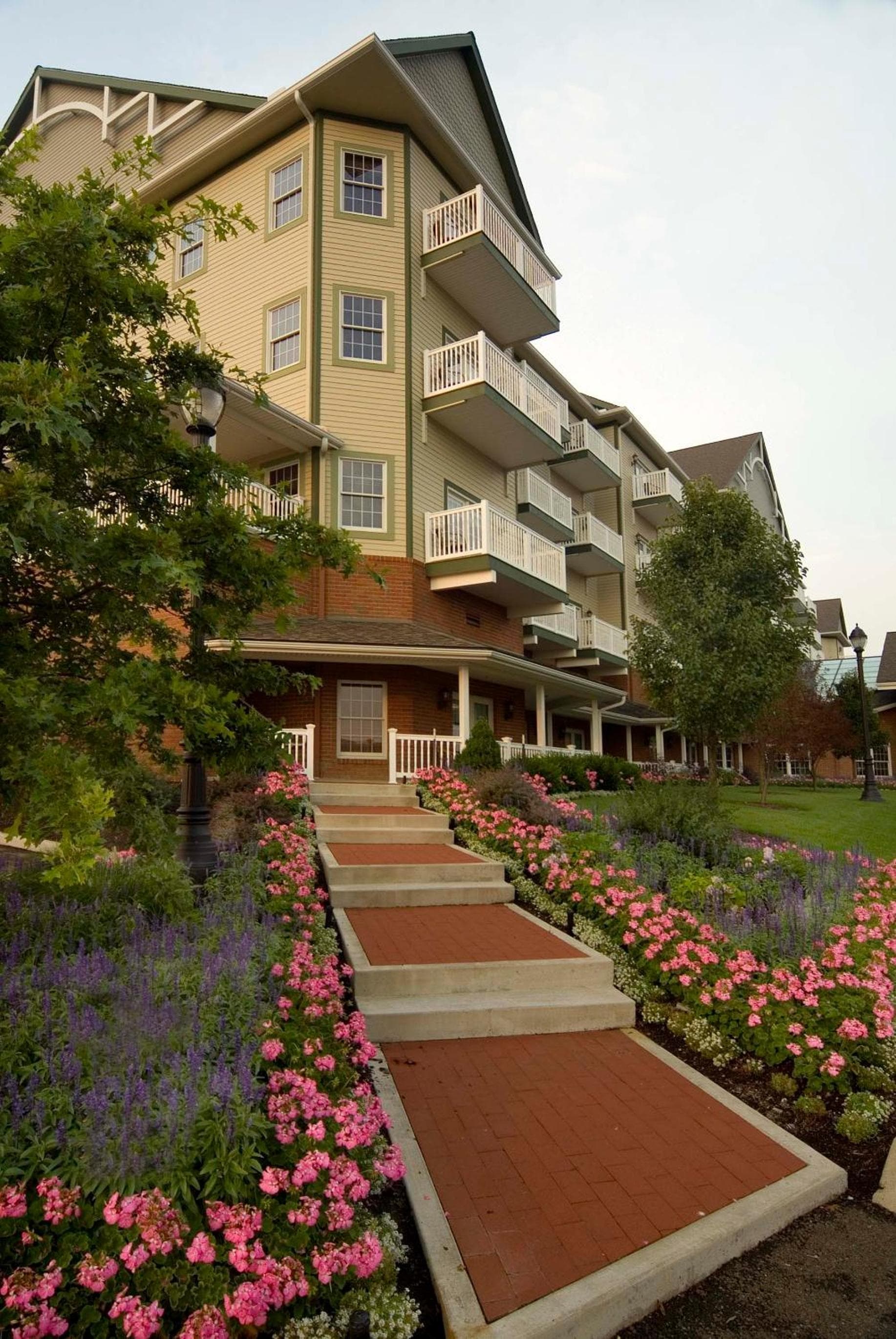 Carlisle Inn Sugarcreek gallery photo in Sugarcreek, OH — image 7