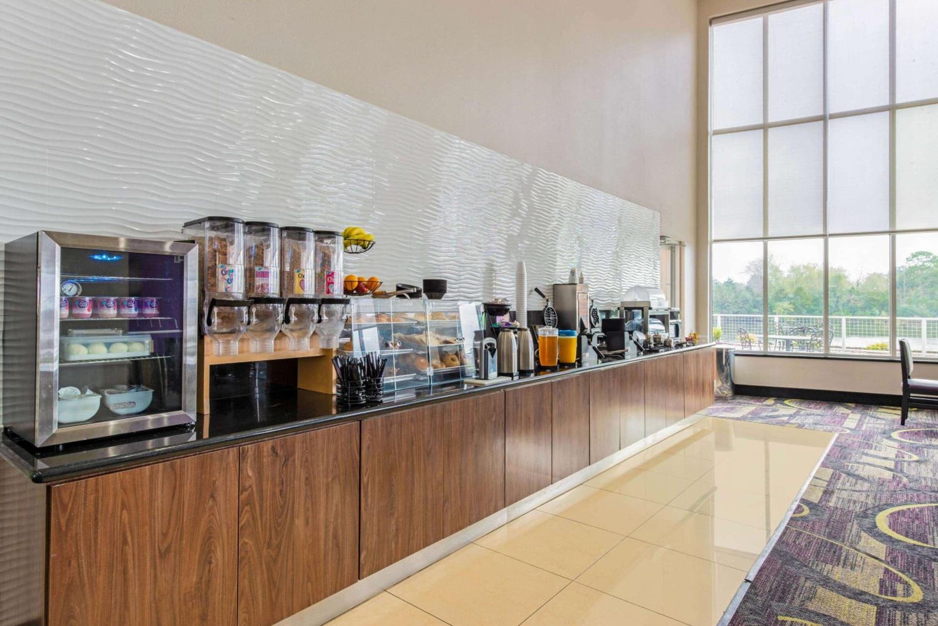 La Quinta by Wyndham Bridge City-Orange gallery photo in Bridge City, TX — image 35