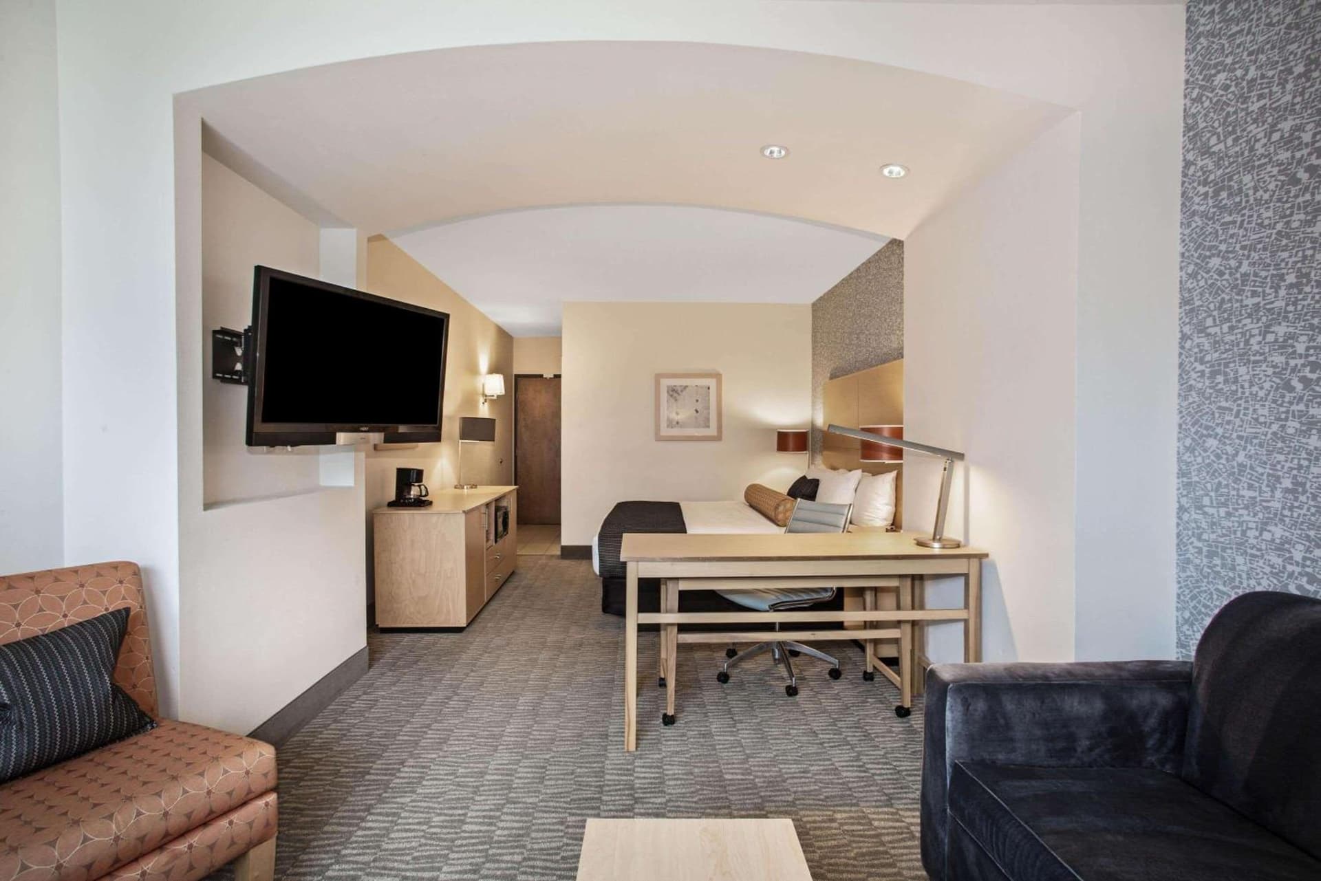La Quinta by Wyndham Austin NW/Lakeline Mall gallery photo in Cedar Park, TX — image 11