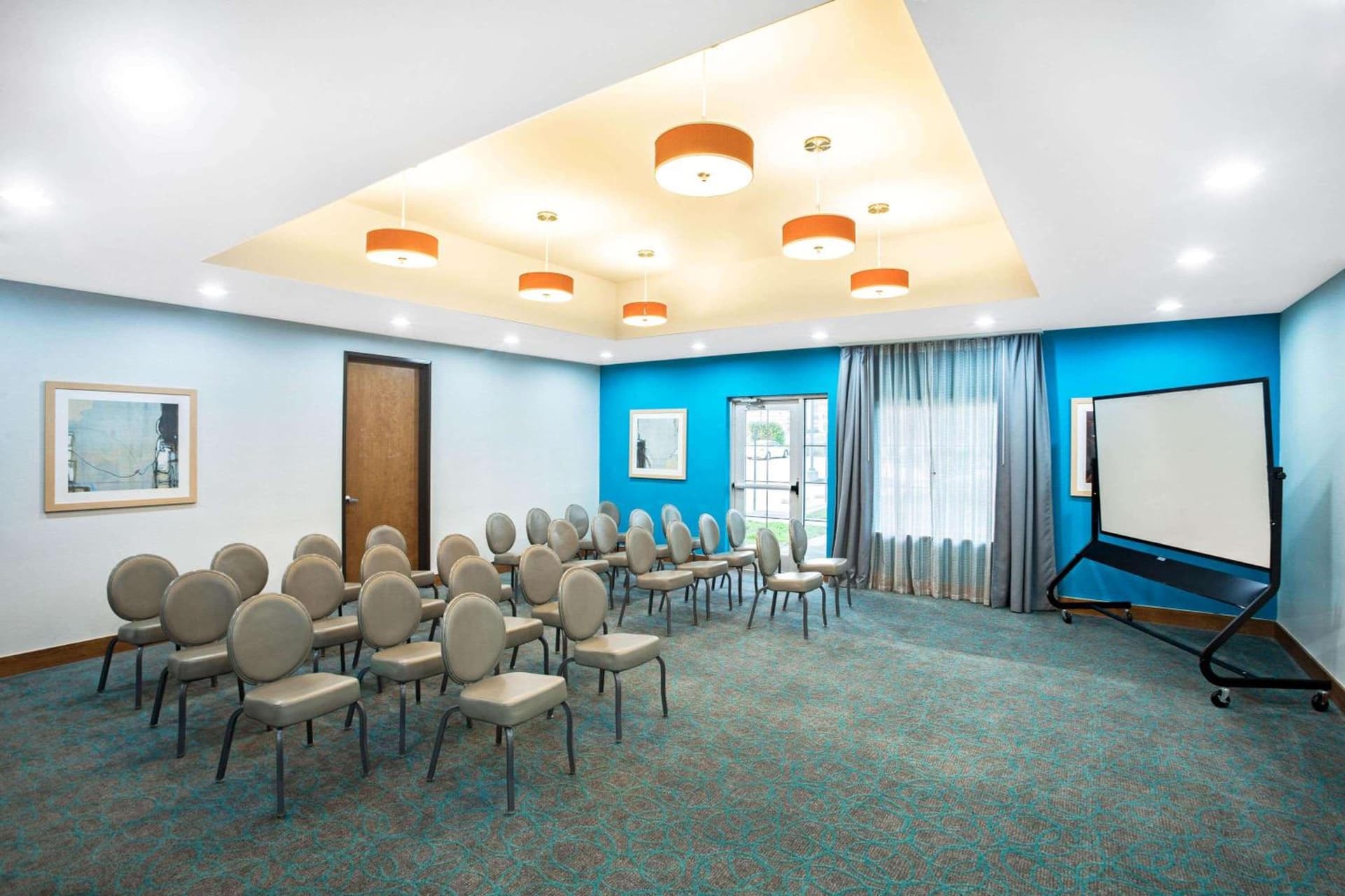 La Quinta by Wyndham Austin NW/Lakeline Mall gallery photo in Cedar Park, TX — image 29