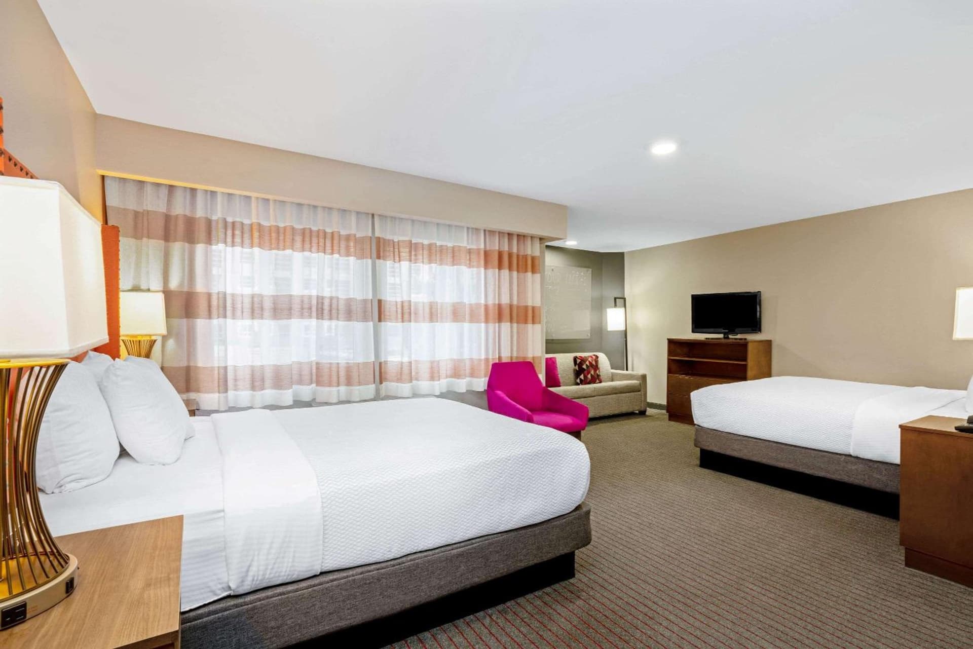 La Quinta by Wyndham Seattle Federal Way gallery photo in Federal Way, WA — image 5