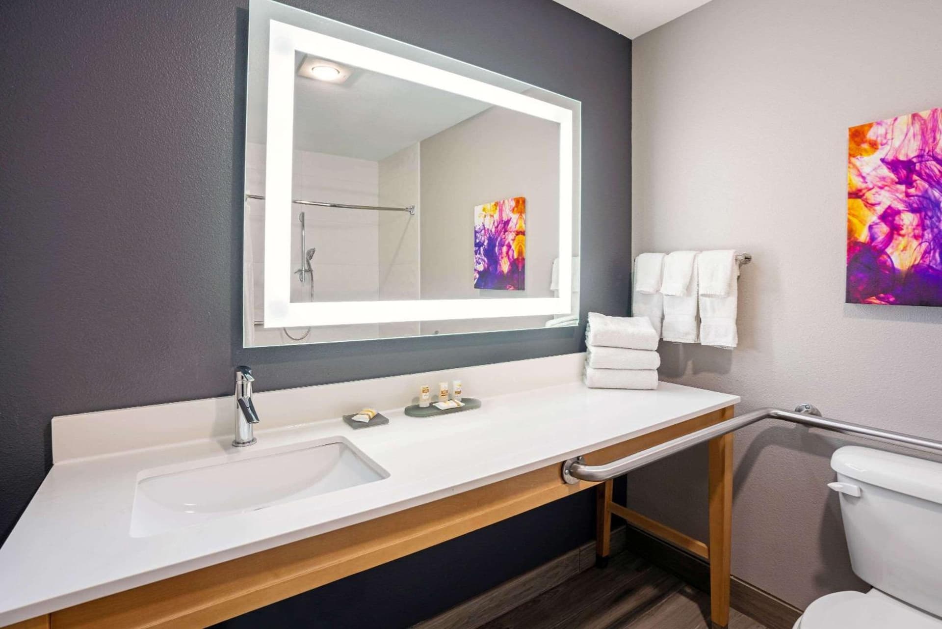 La Quinta by Wyndham Seattle Federal Way interior in Federal Way, WA — gallery photo 2