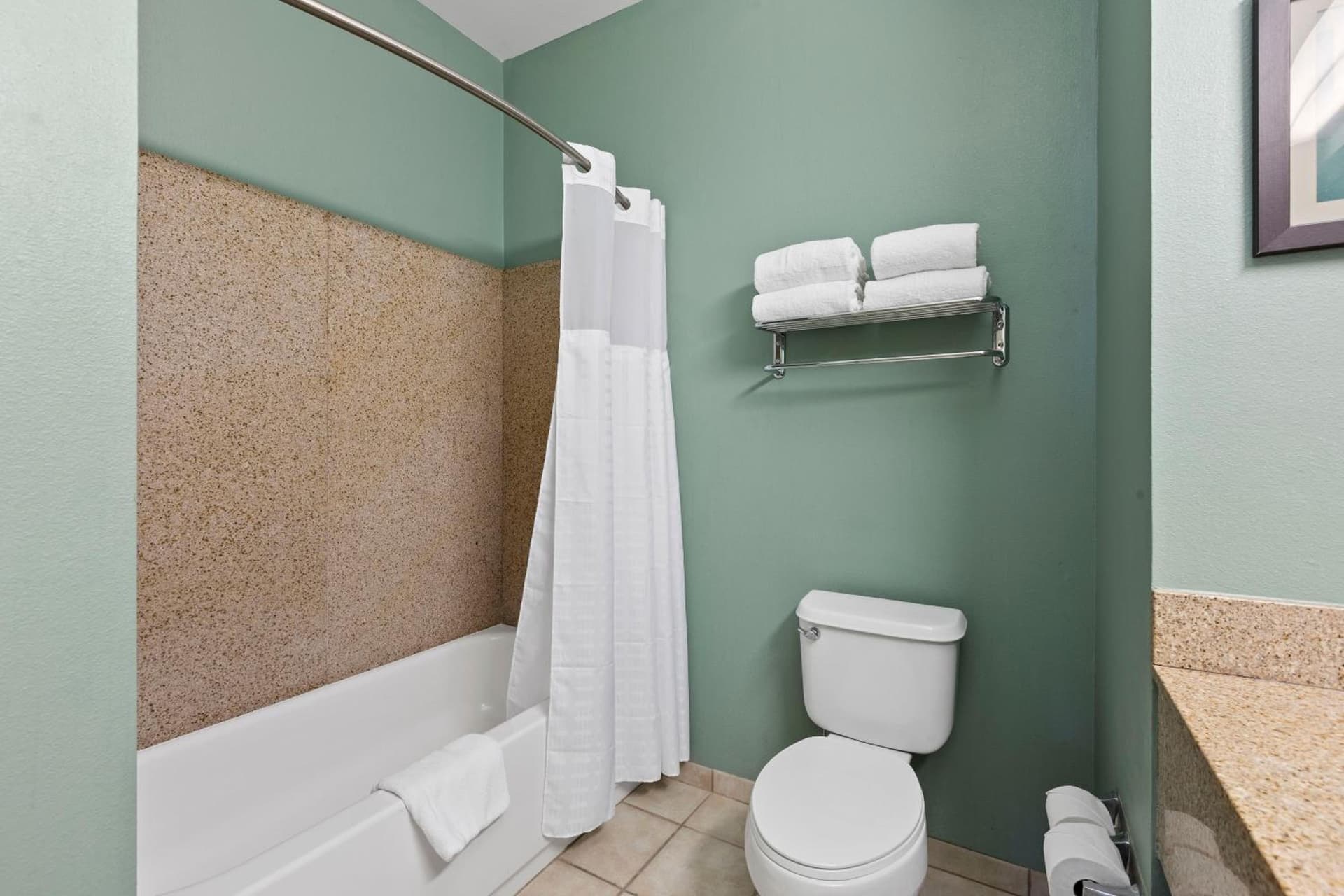 Extended Stay America Premier Suites Lakeland I4 gallery photo in Lakeland, FL — image 47