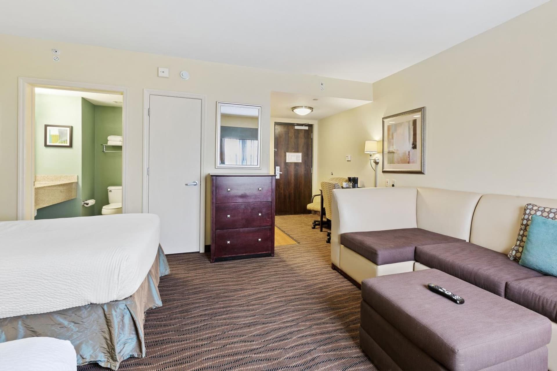Extended Stay America Premier Suites Lakeland I4 gallery photo in Lakeland, FL — image 82