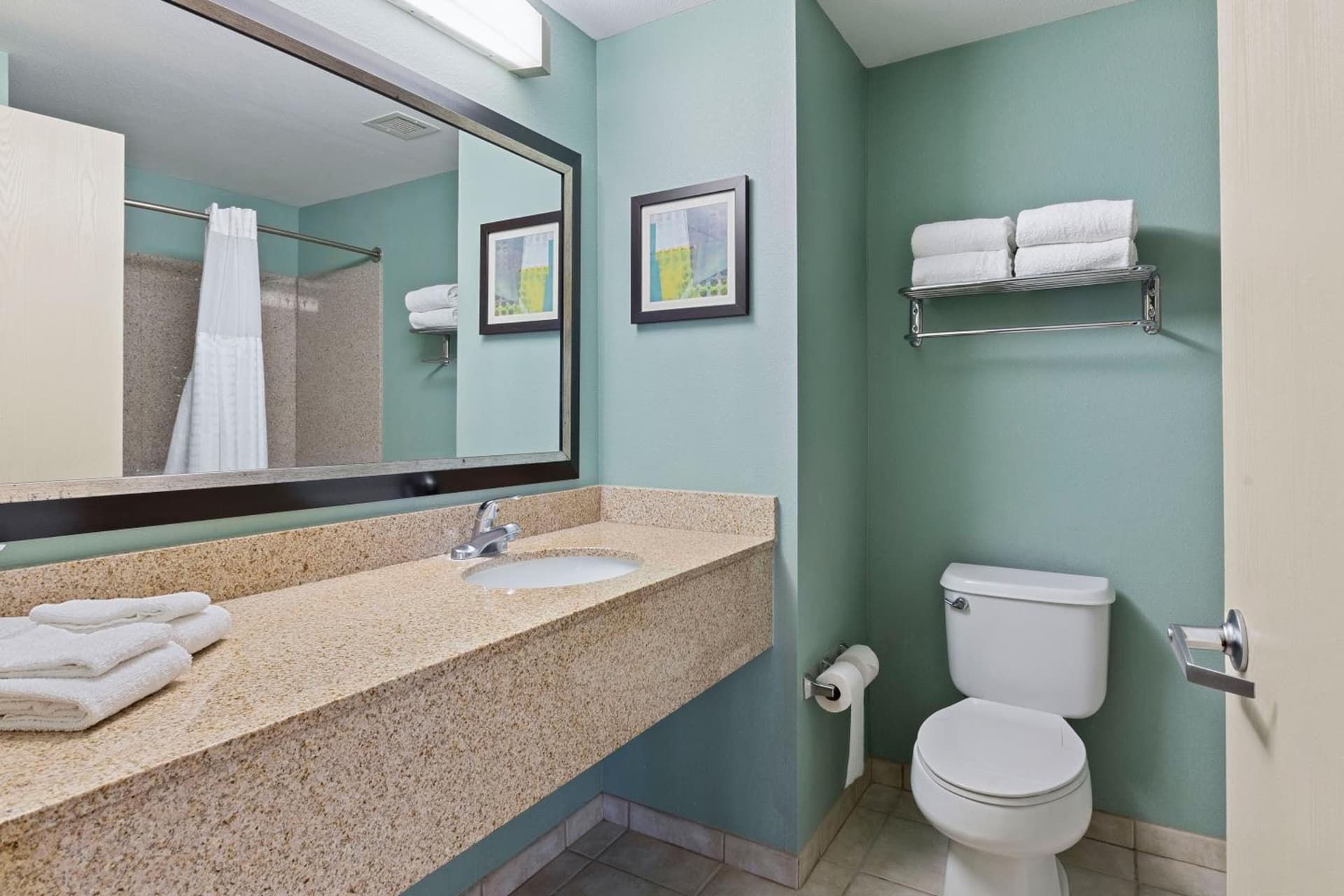 Extended Stay America Premier Suites Lakeland I4 gallery photo in Lakeland, FL — image 45