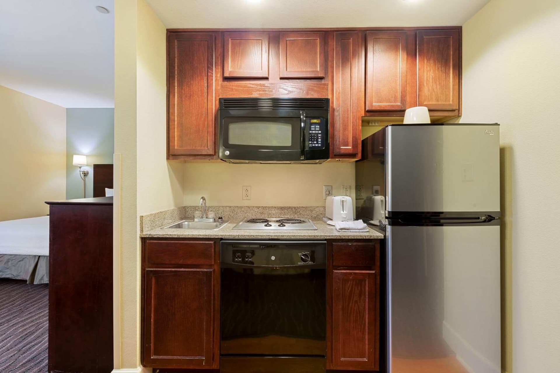 Extended Stay America Premier Suites Lakeland I4 gallery photo in Lakeland, FL — image 102